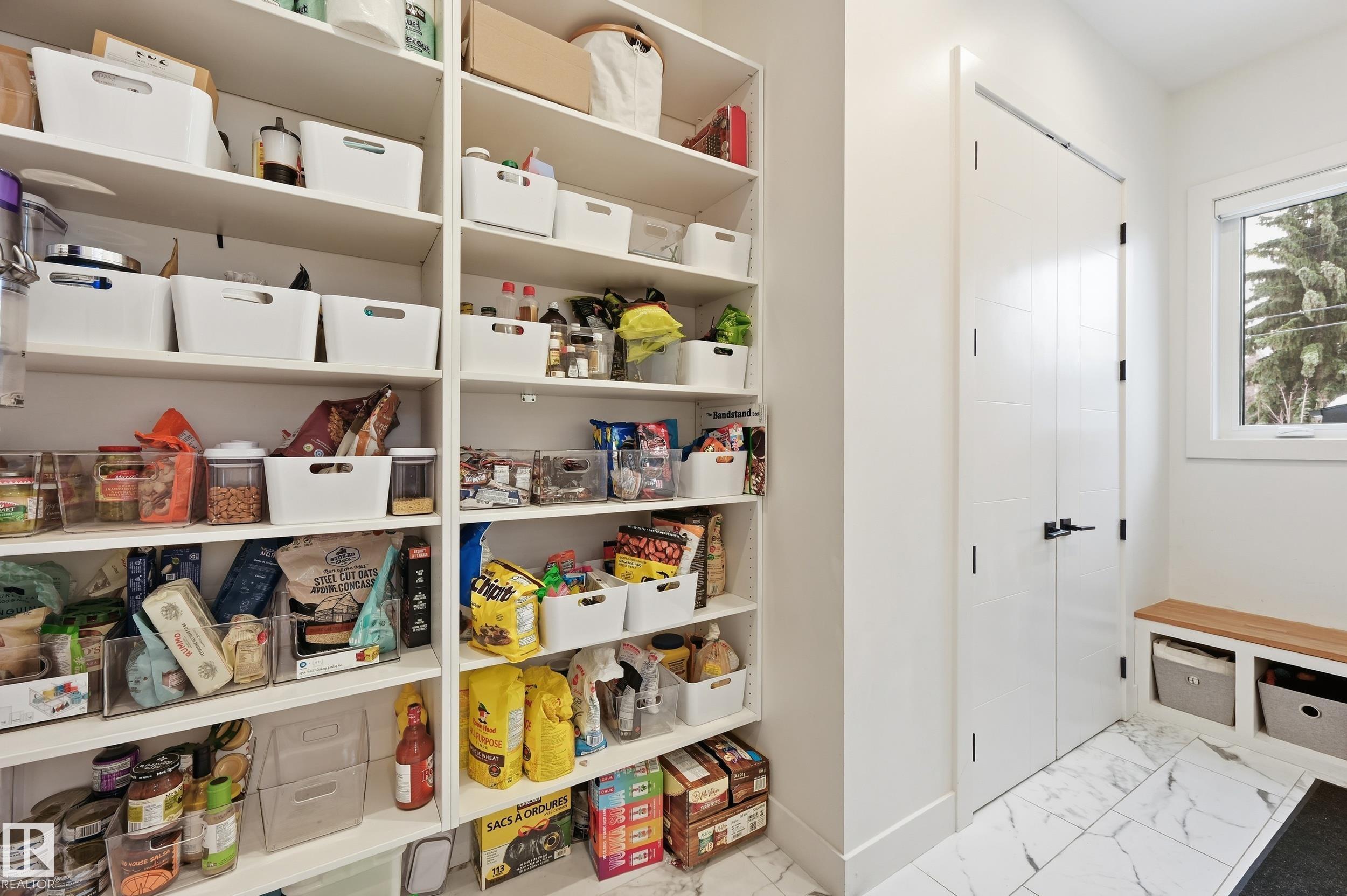 44B VALLEYVIEW CR NW