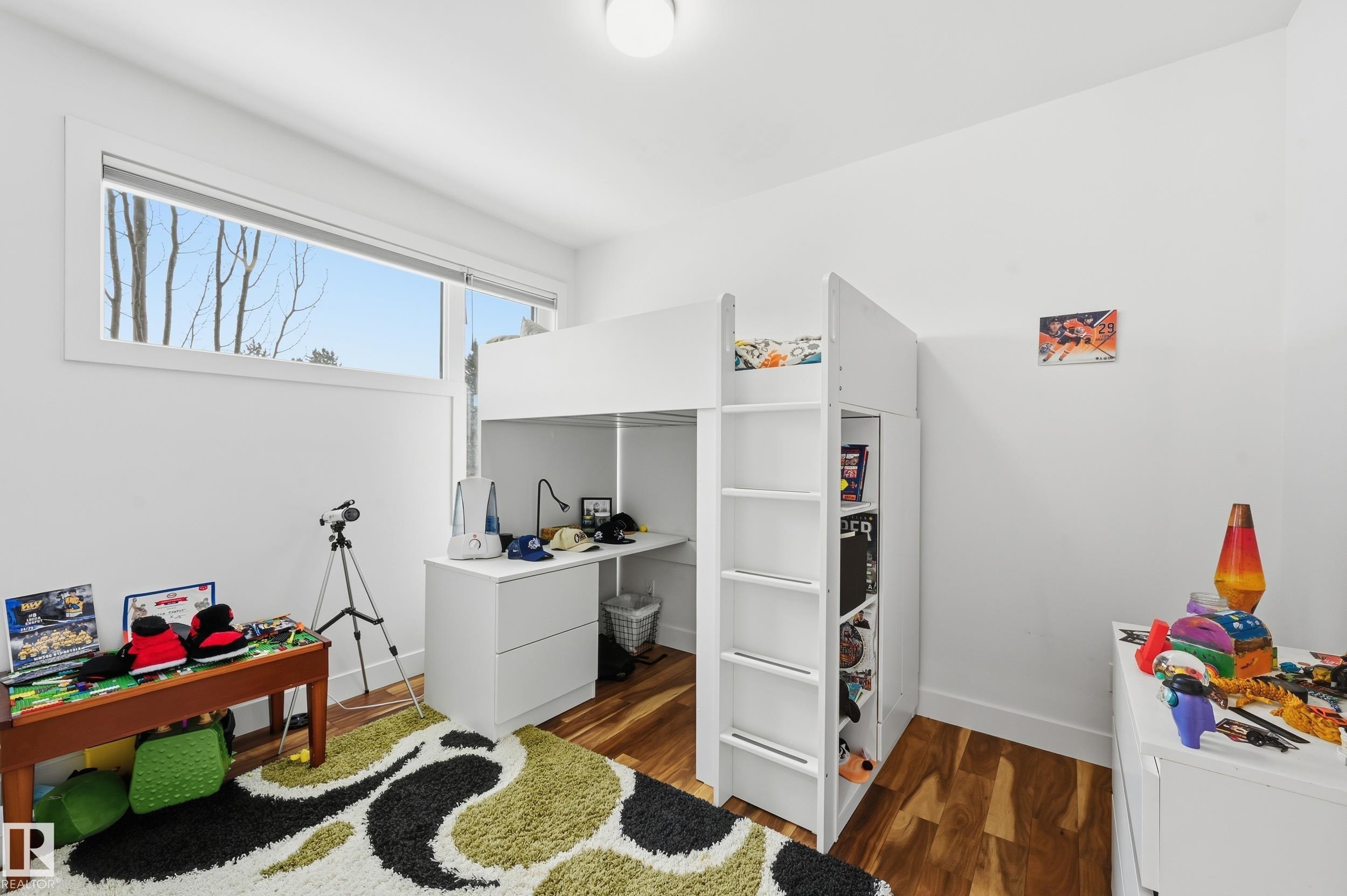 44B VALLEYVIEW CR NW