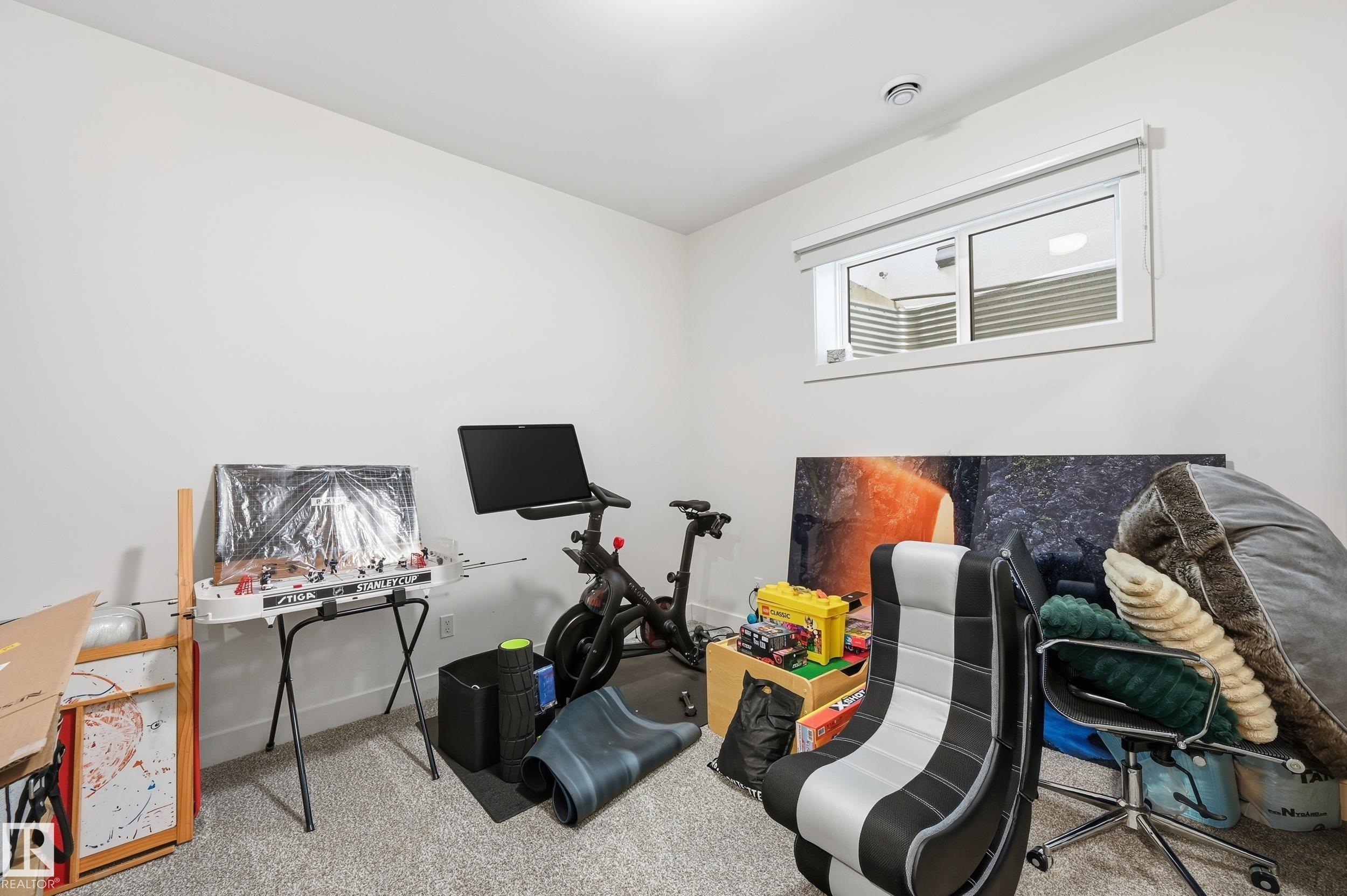 44B VALLEYVIEW CR NW