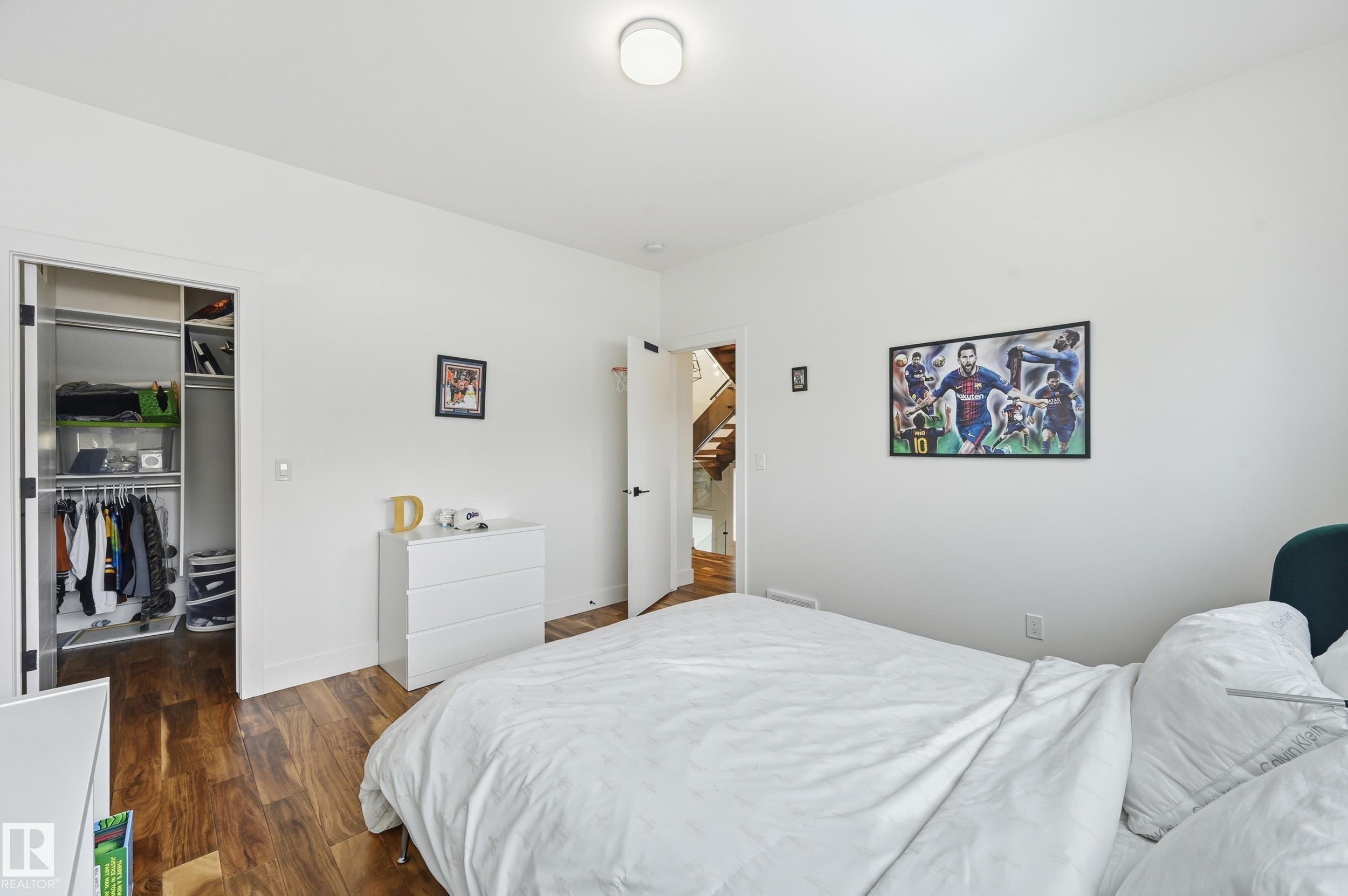 44B VALLEYVIEW CR NW