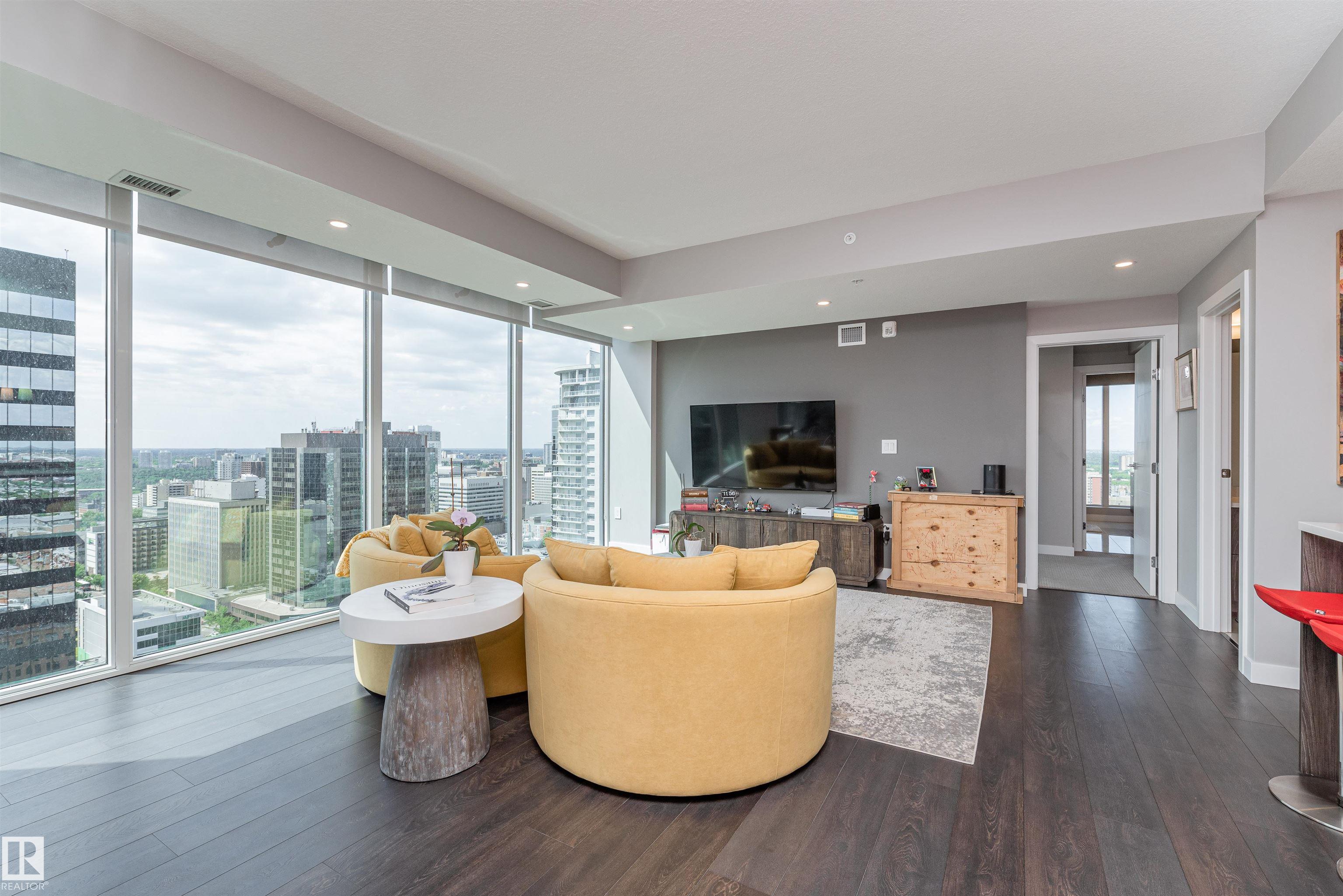 ##2400 10180 103 ST NW