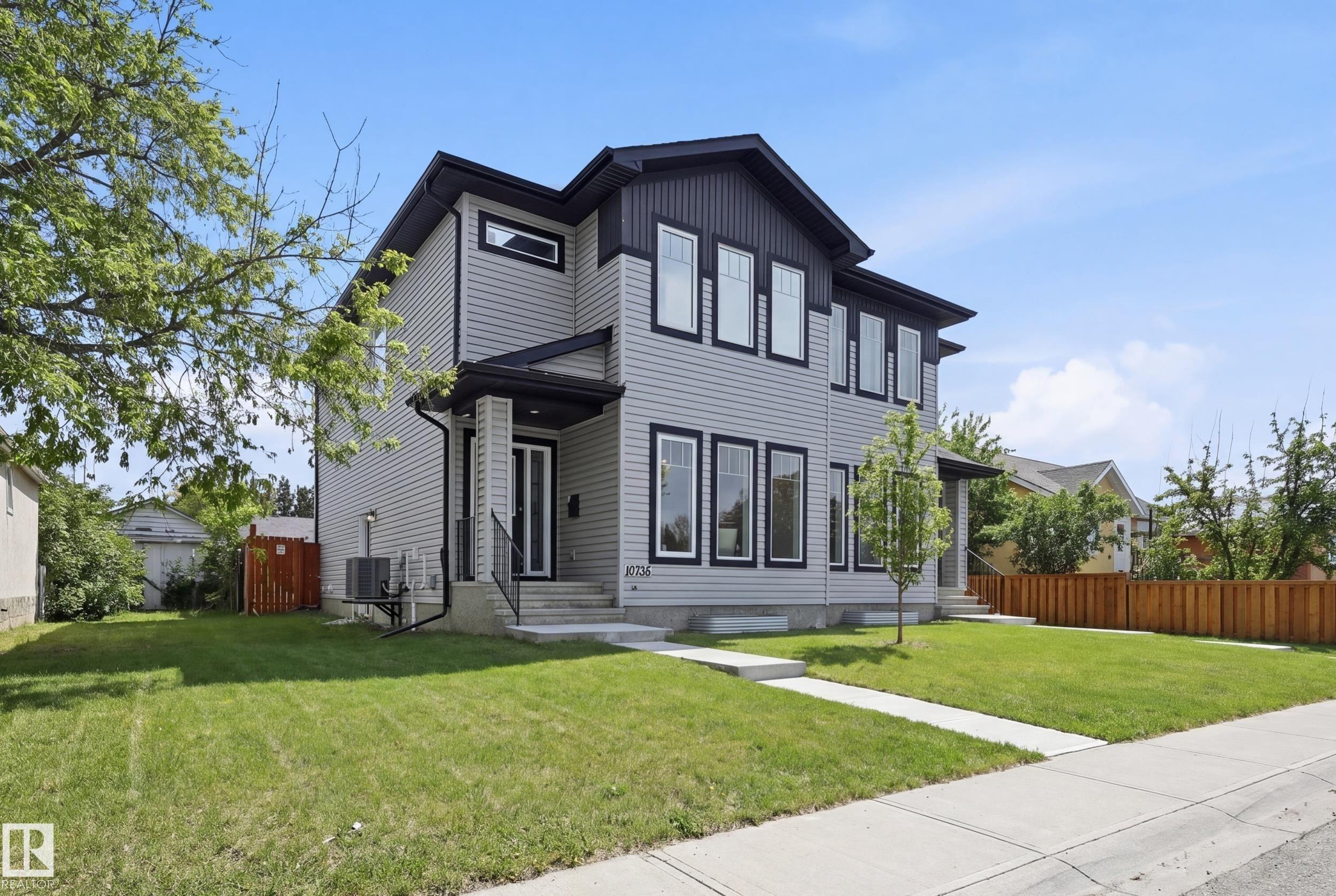 10736 149 ST NW
