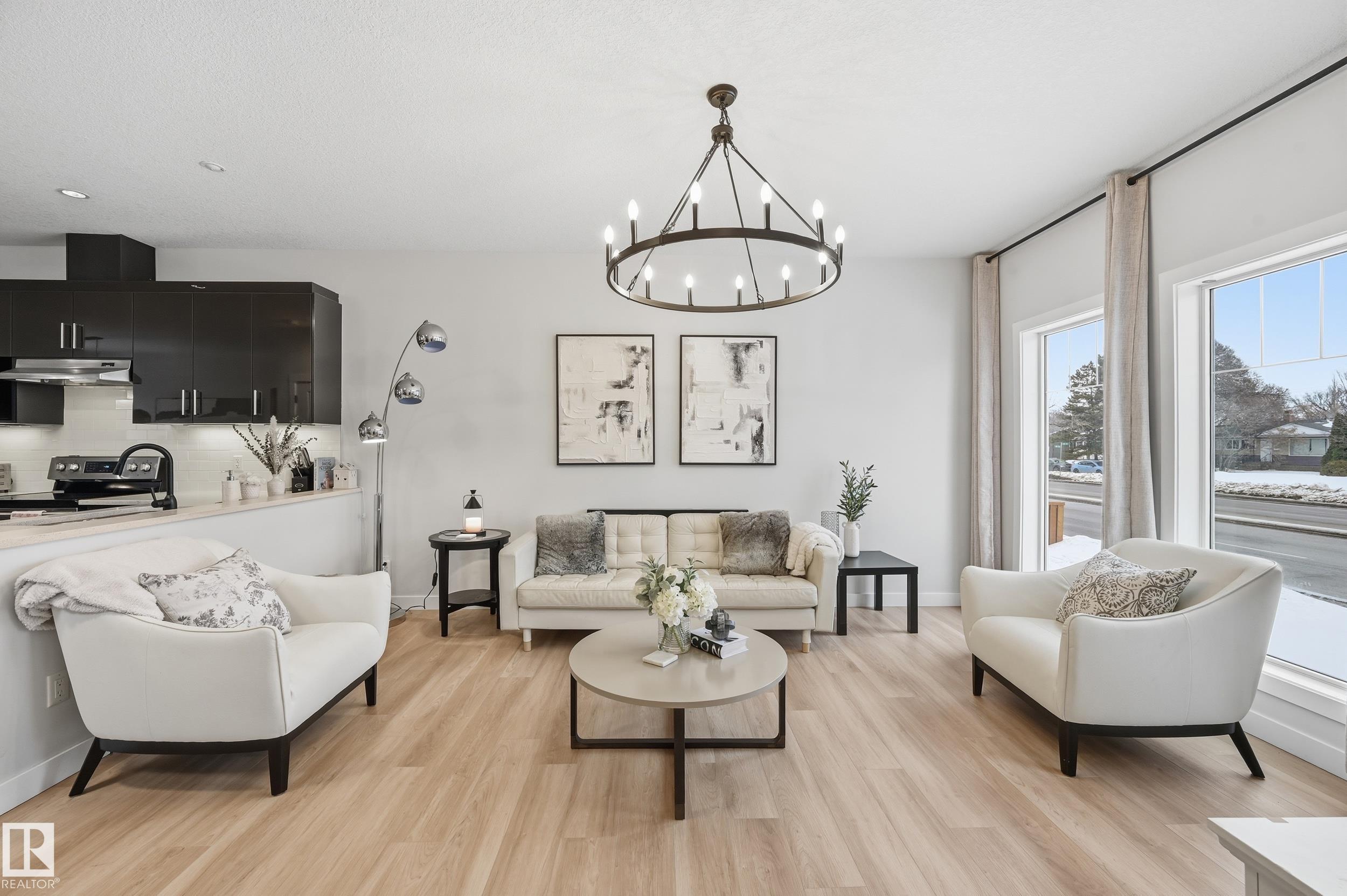 10736 149 ST NW
