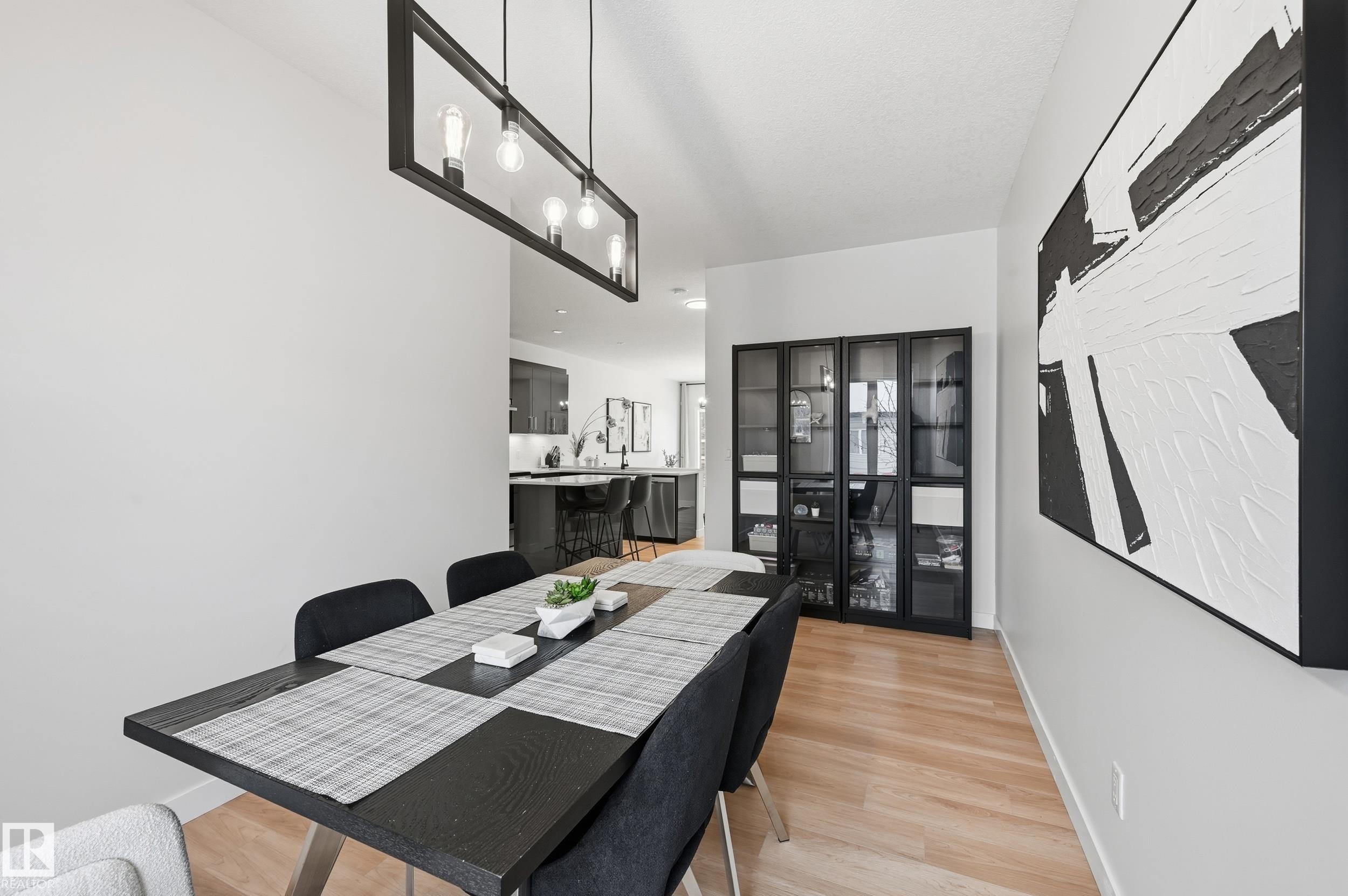 10736 149 ST NW