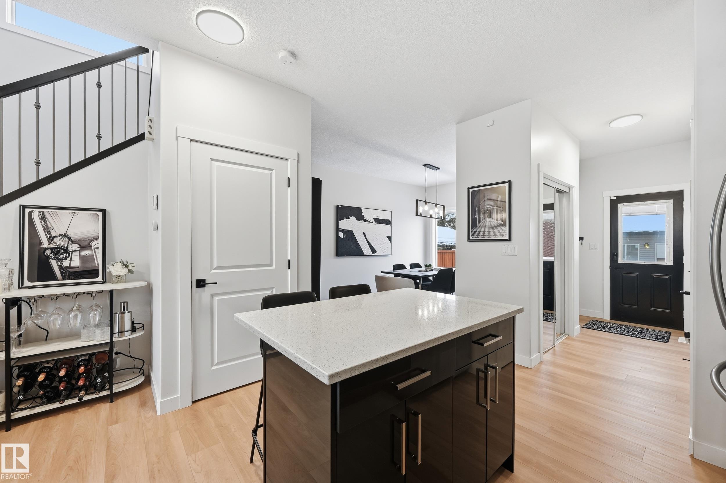 10736 149 ST NW