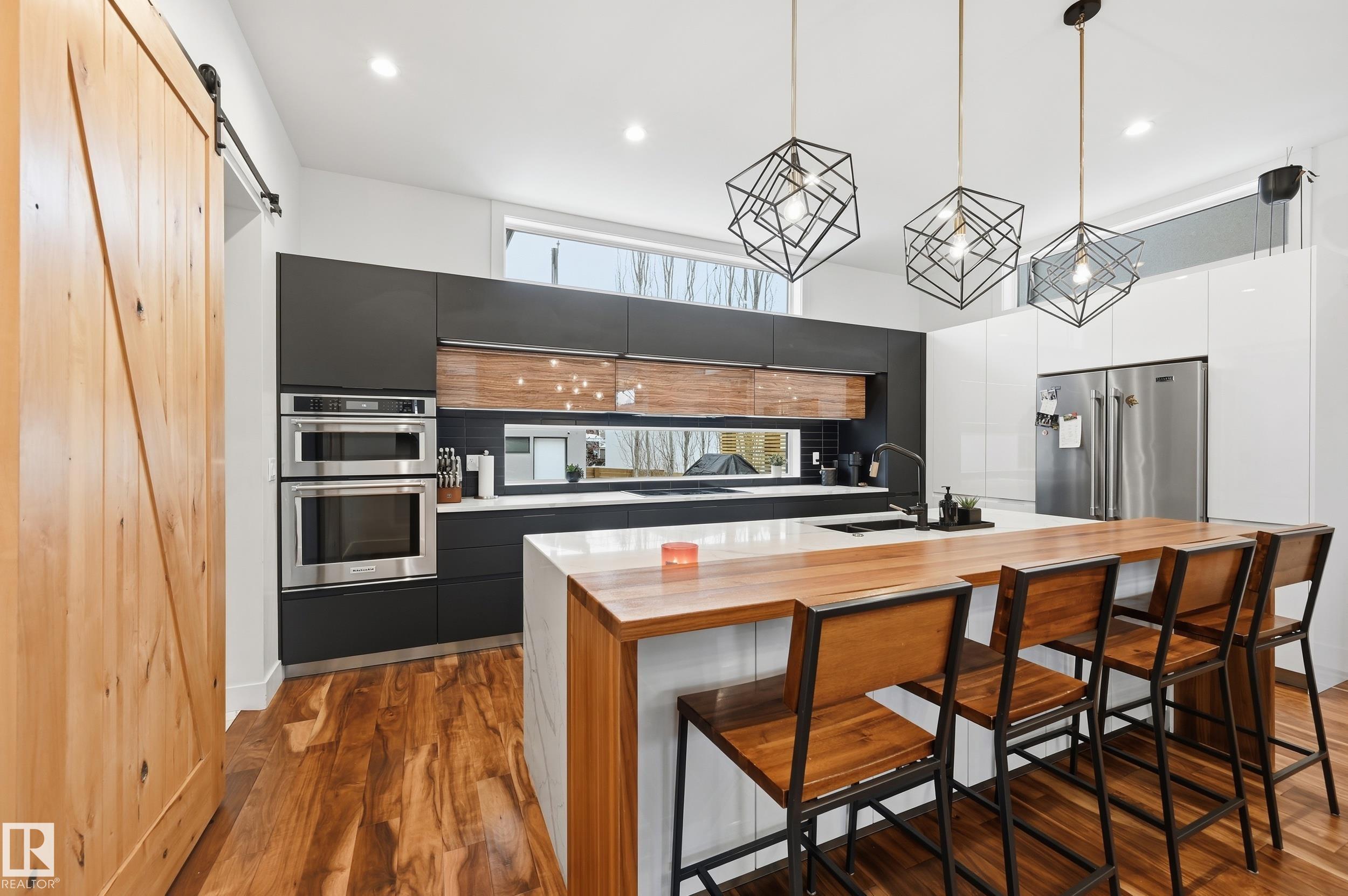 44B VALLEYVIEW CR NW