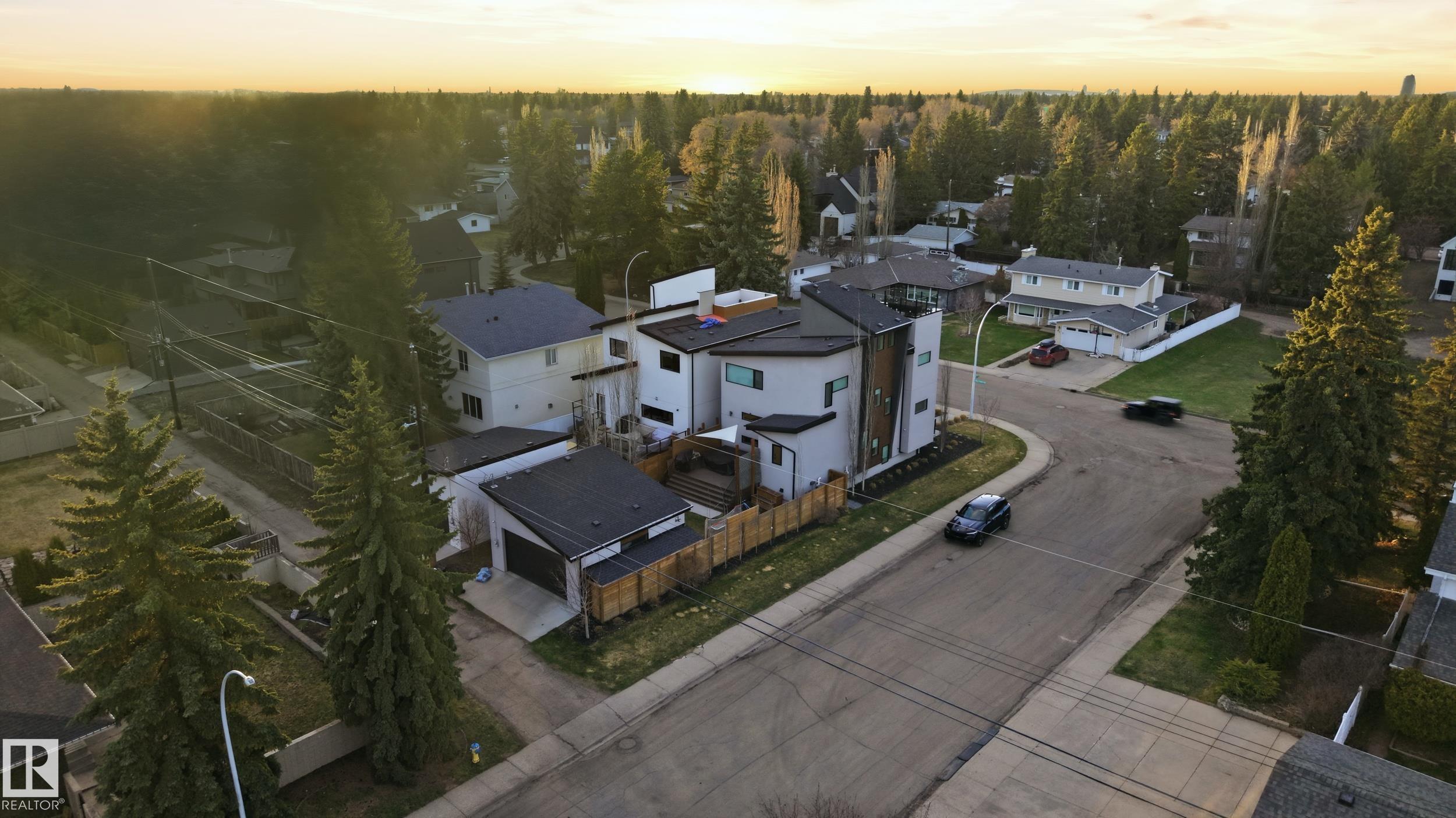 44B VALLEYVIEW CR NW