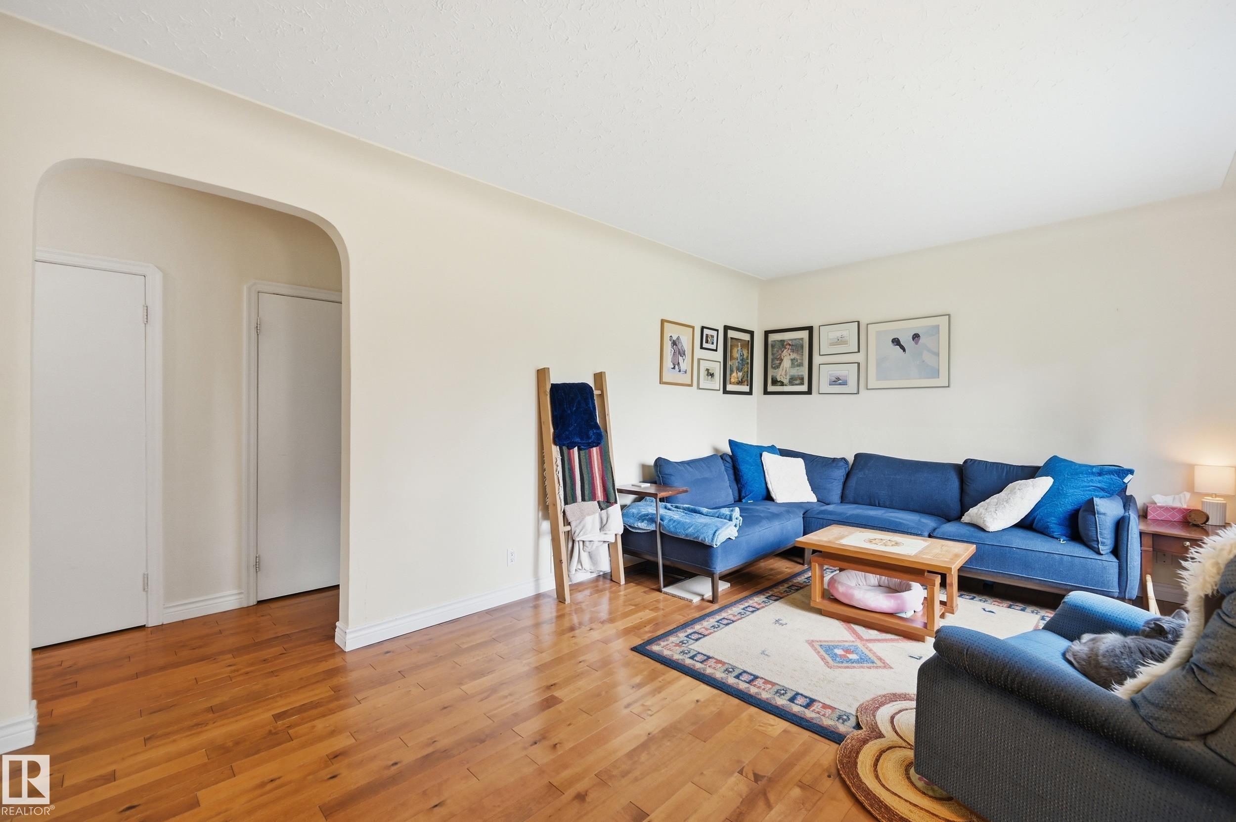11612 110A AV NW