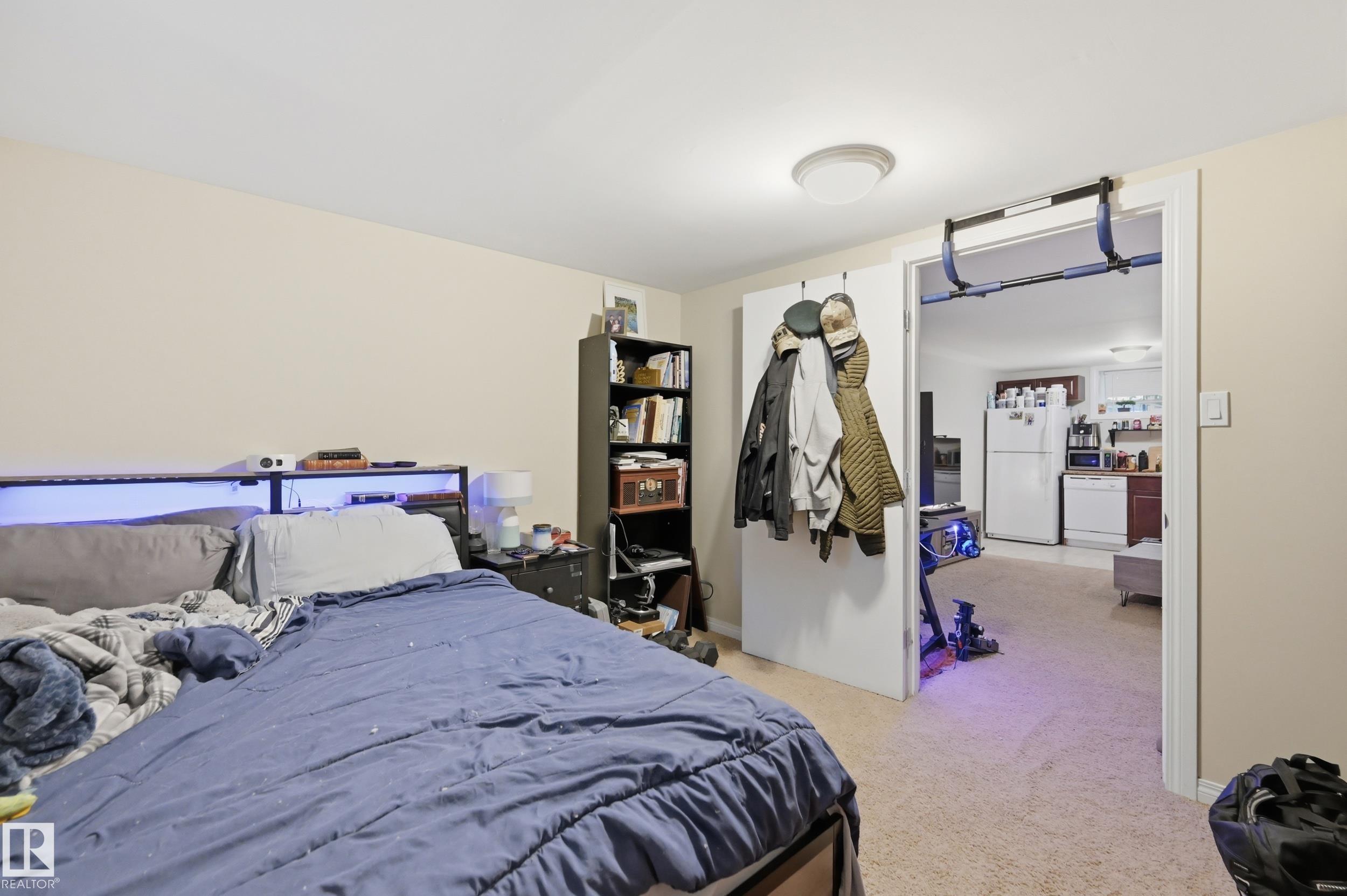 11612 110A AV NW