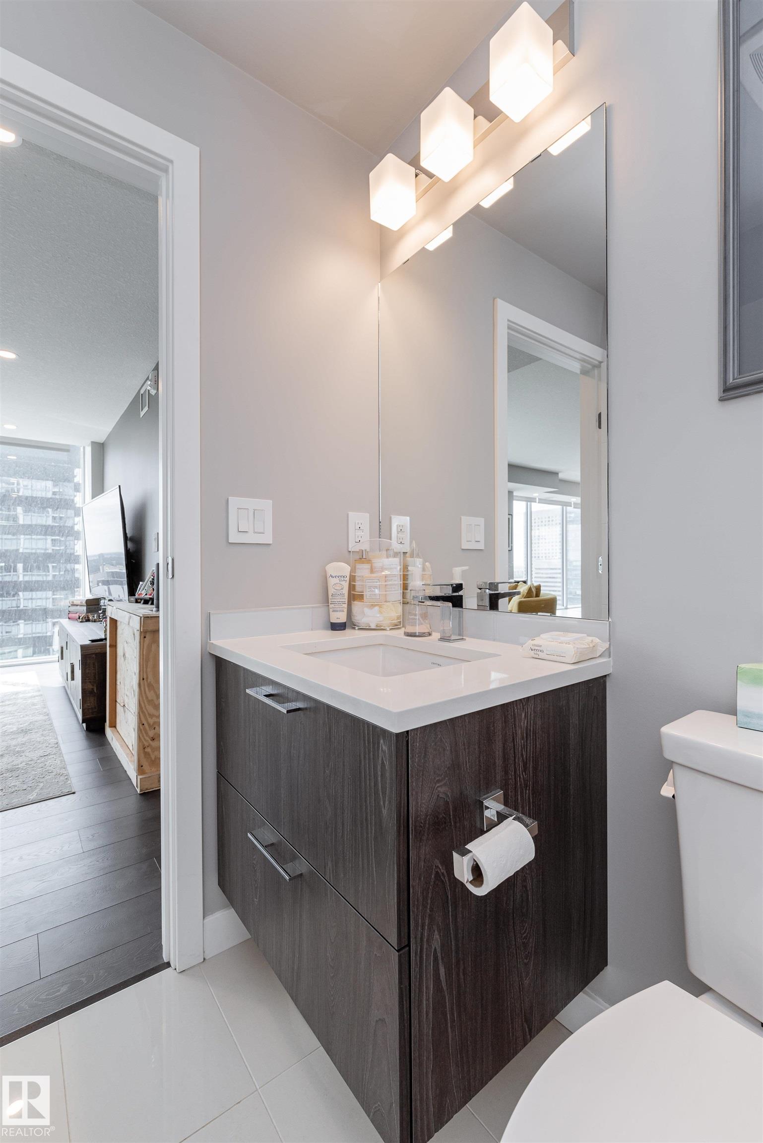 #2400 10180 103 ST NW