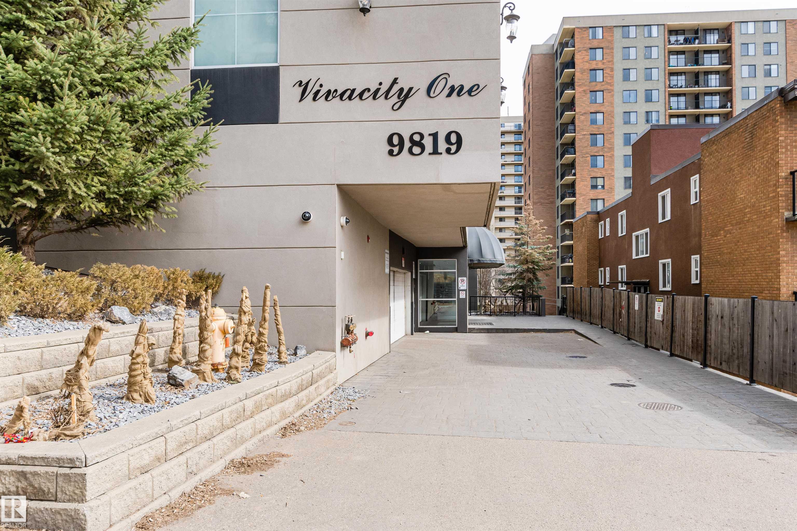 #1302 9819 104 ST NW