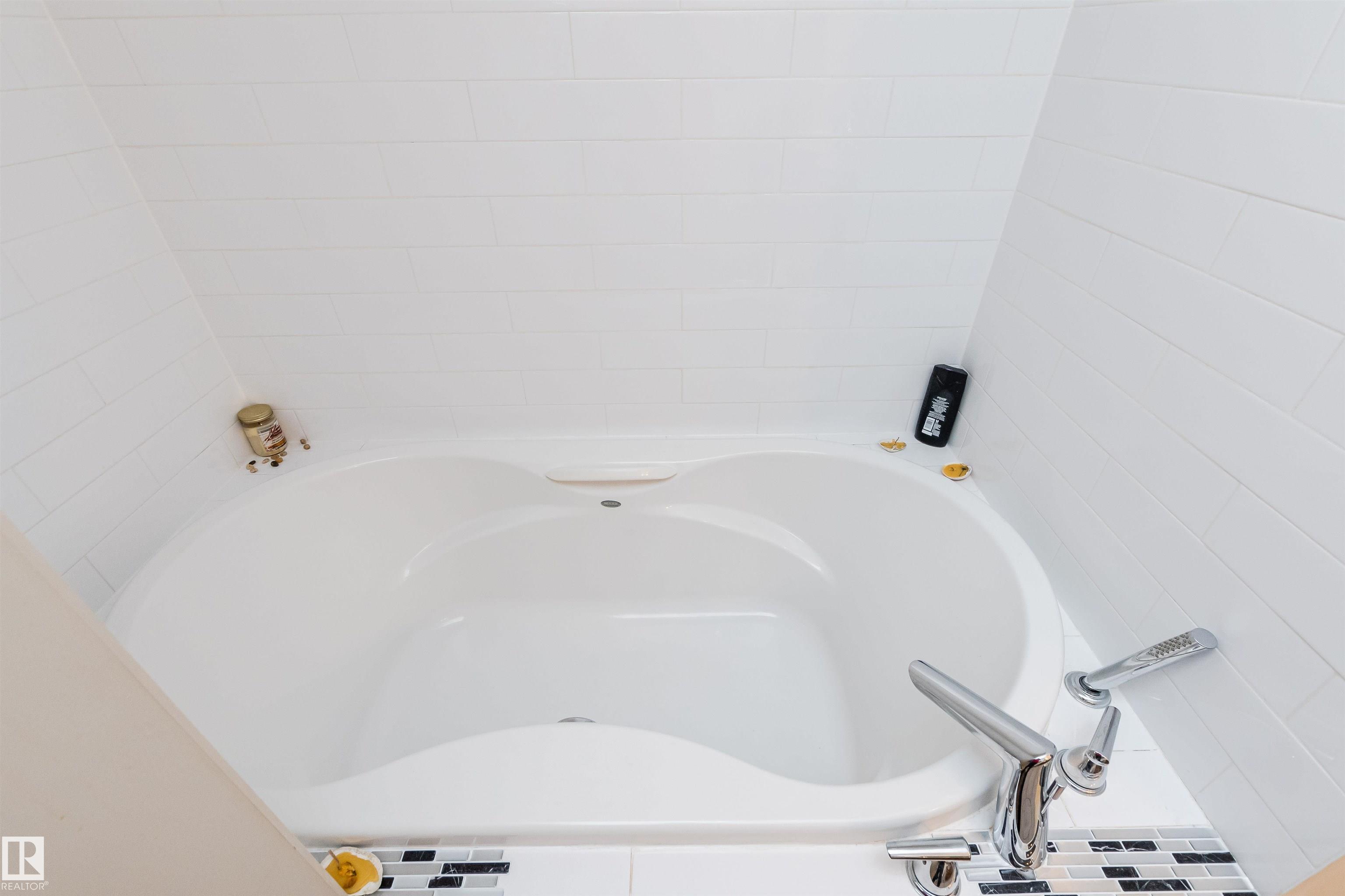 #1302 9819 104 ST NW