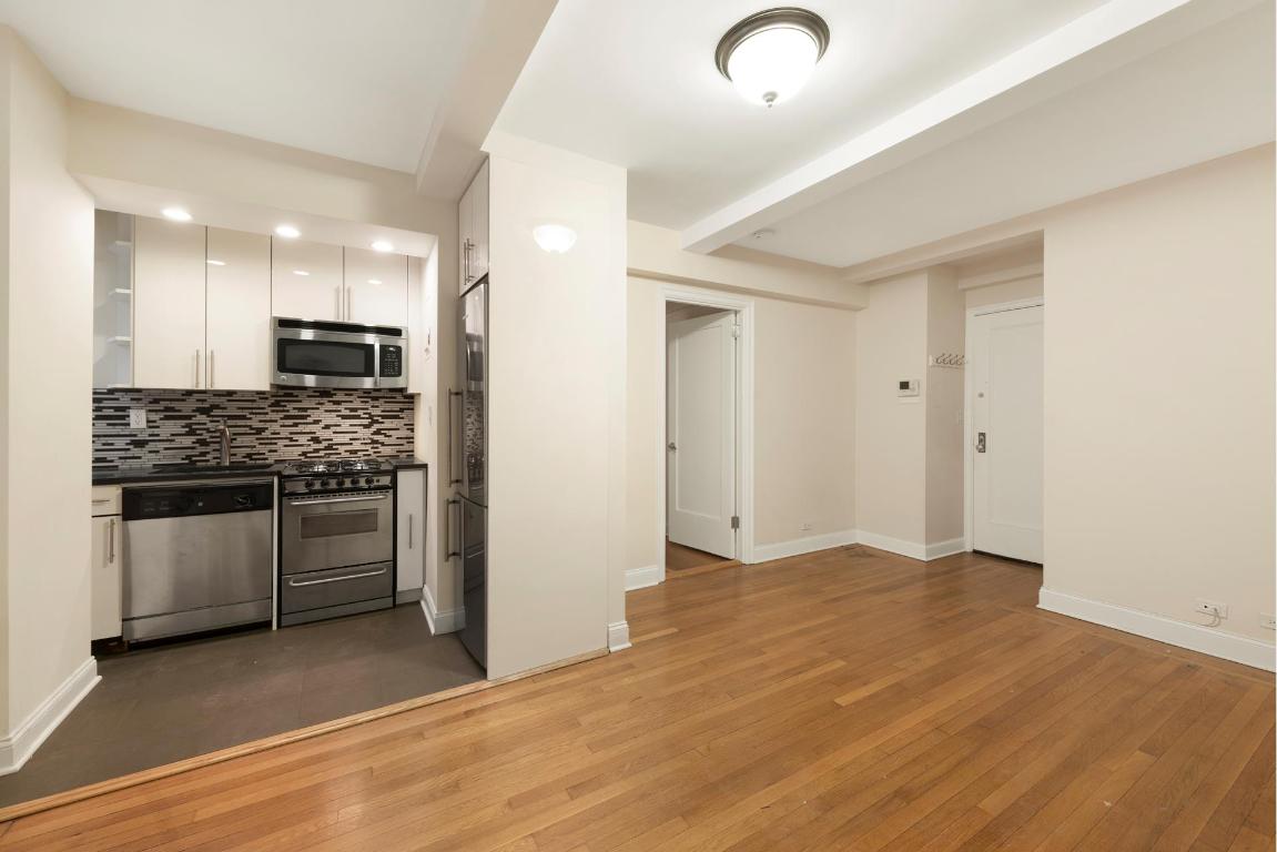 309 W 57TH Street 1006