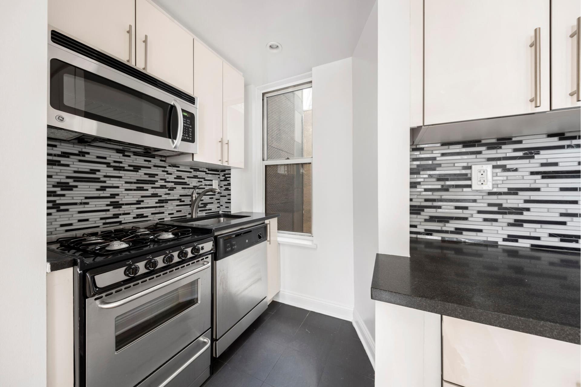 309 W 57TH Street 609