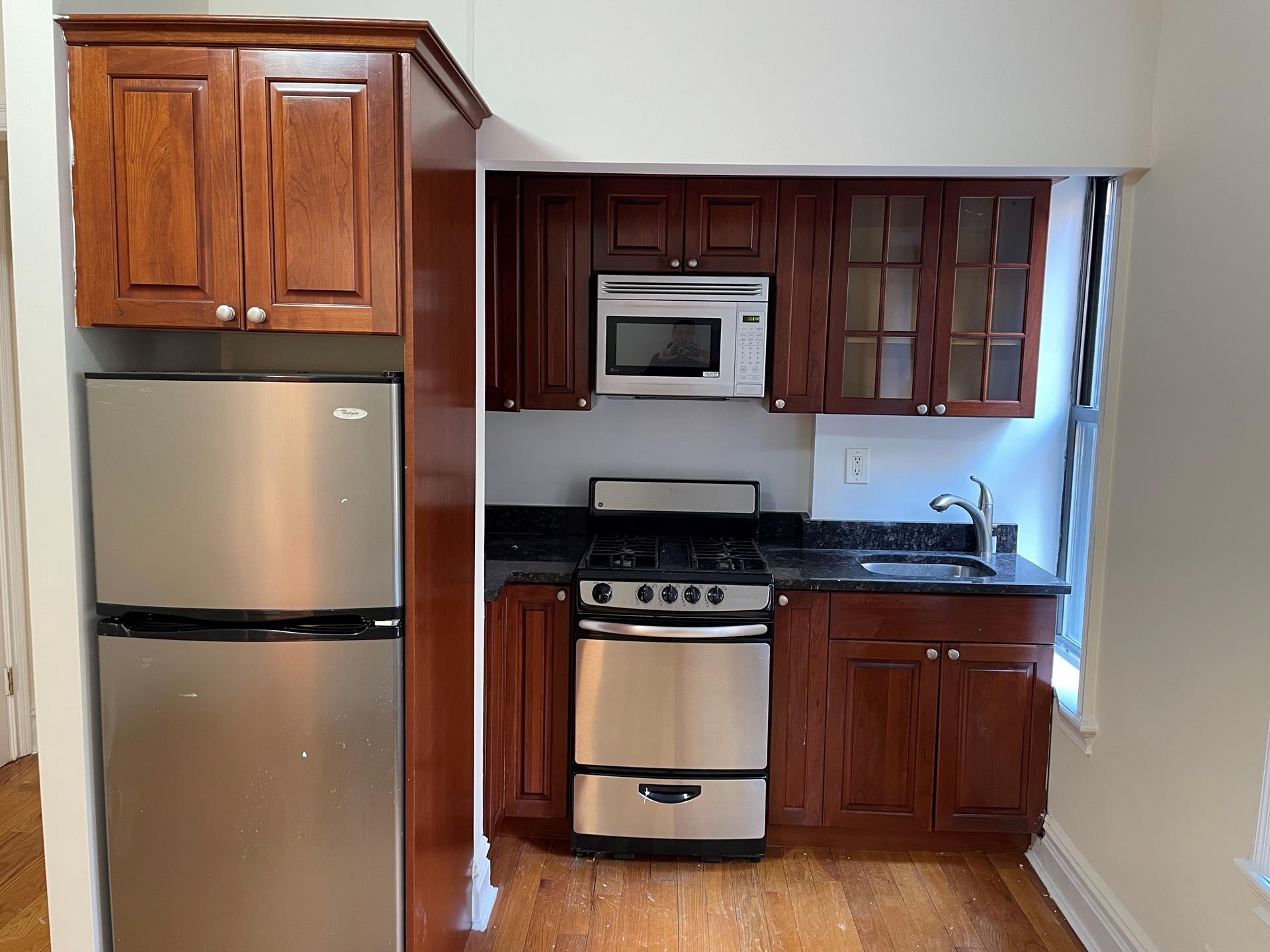 414 W 44TH Street 1G