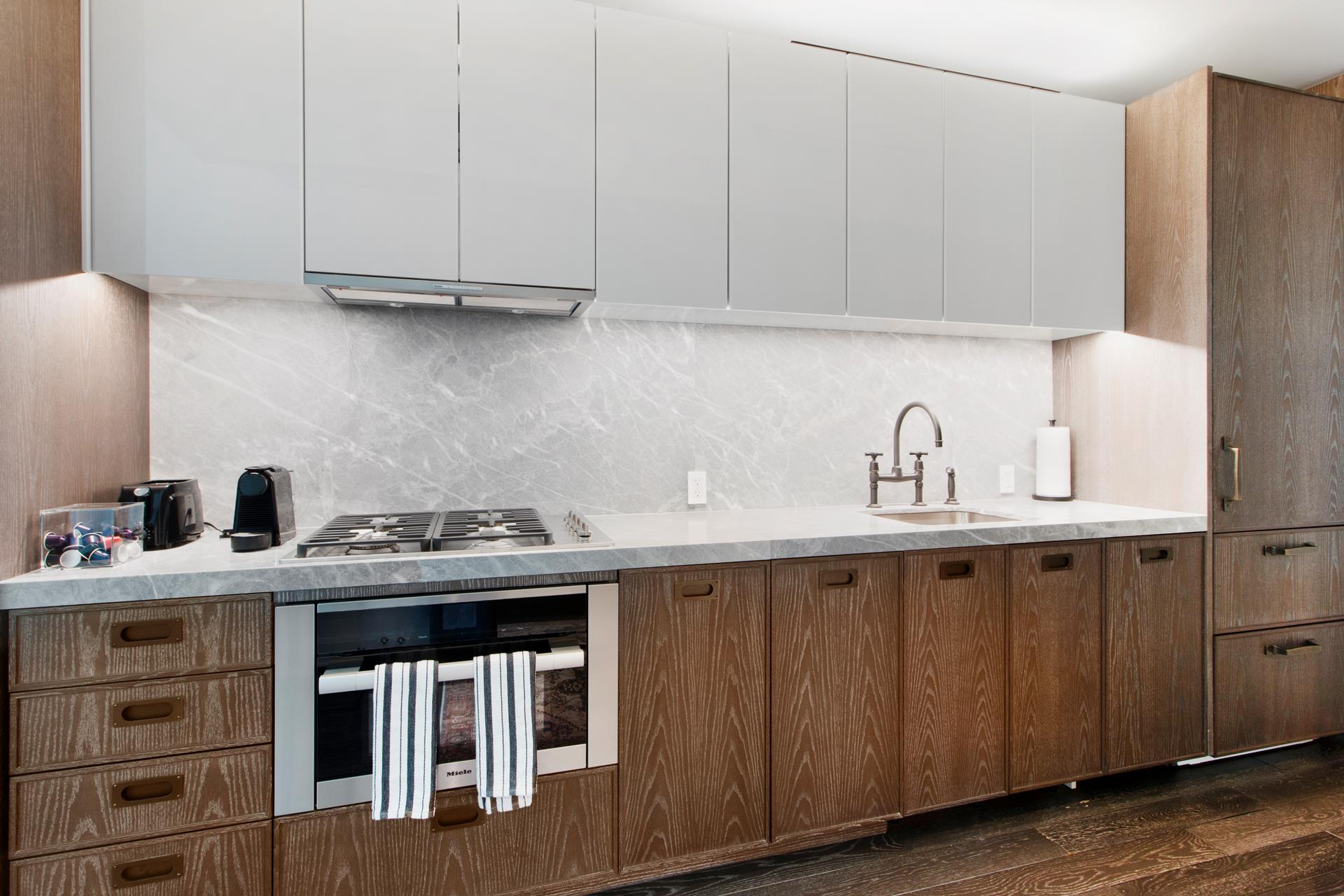 45 E 22ND Street 14A