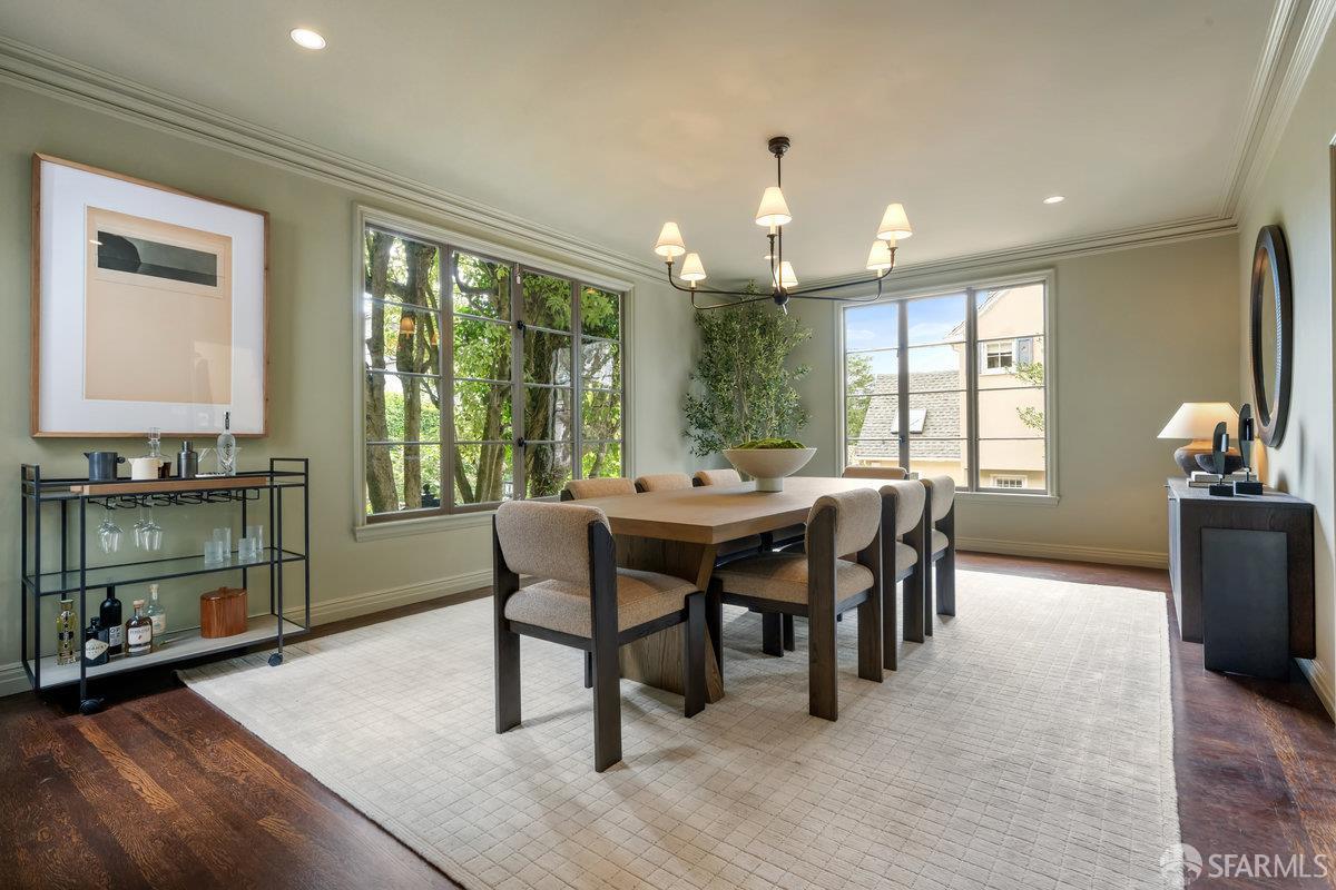 110 Santa Clara Avenue