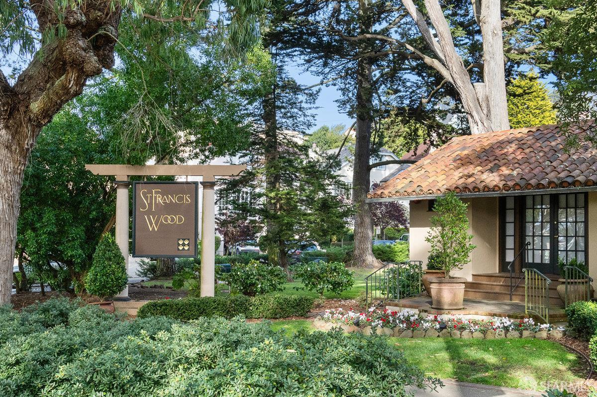 110 Santa Clara Avenue