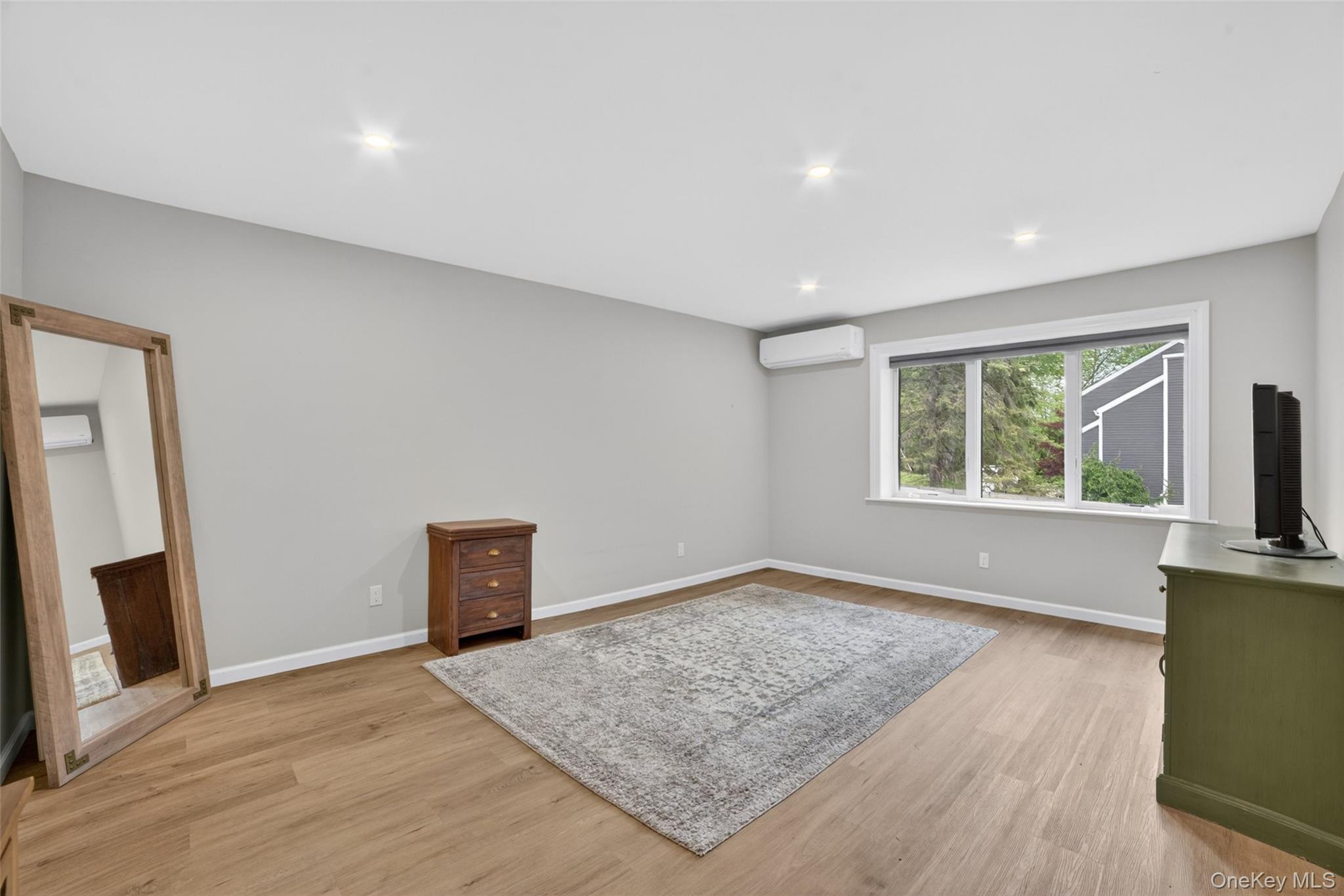 28 Lakeview Drive