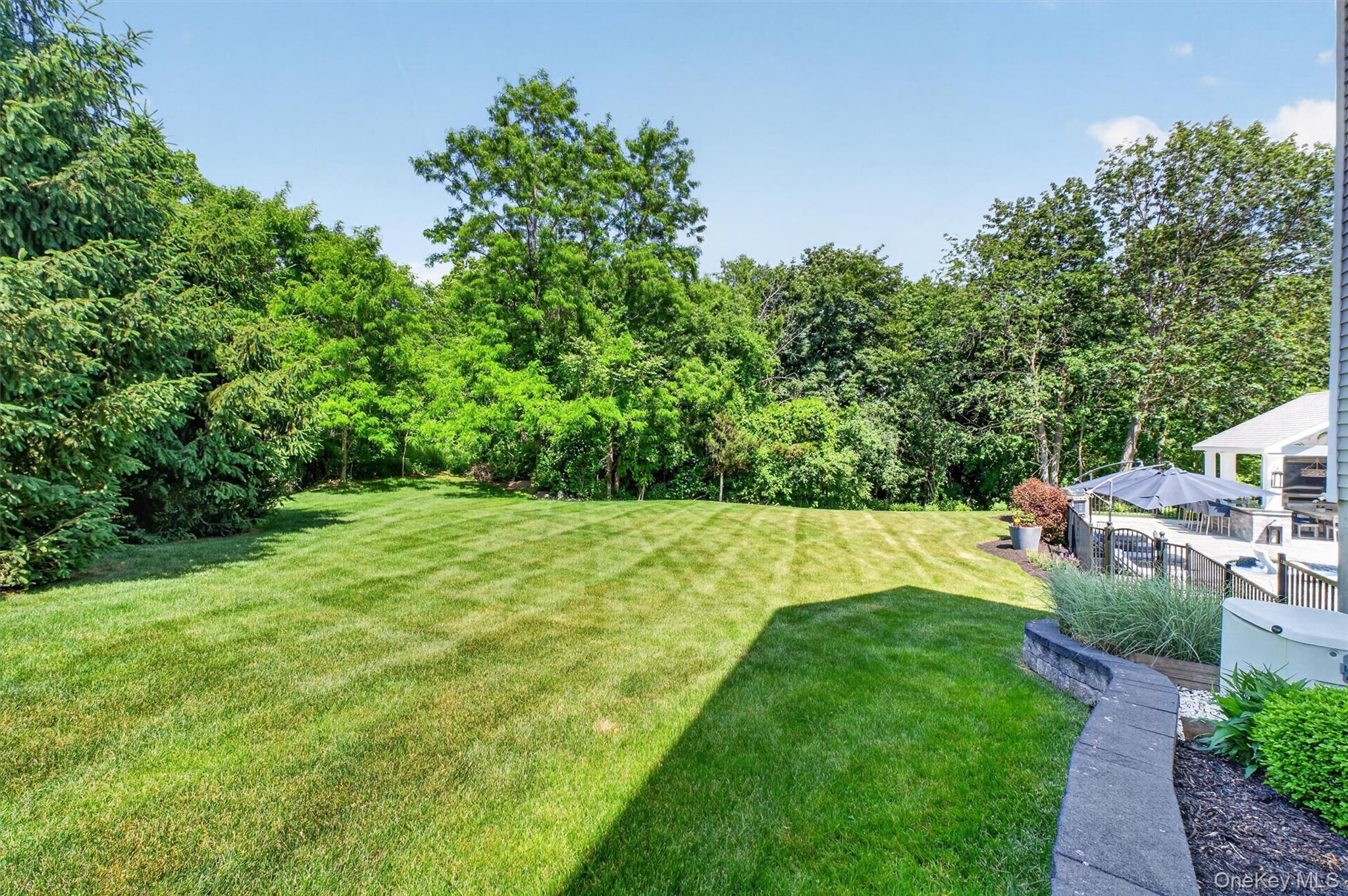 10 Sandlewood Circle
