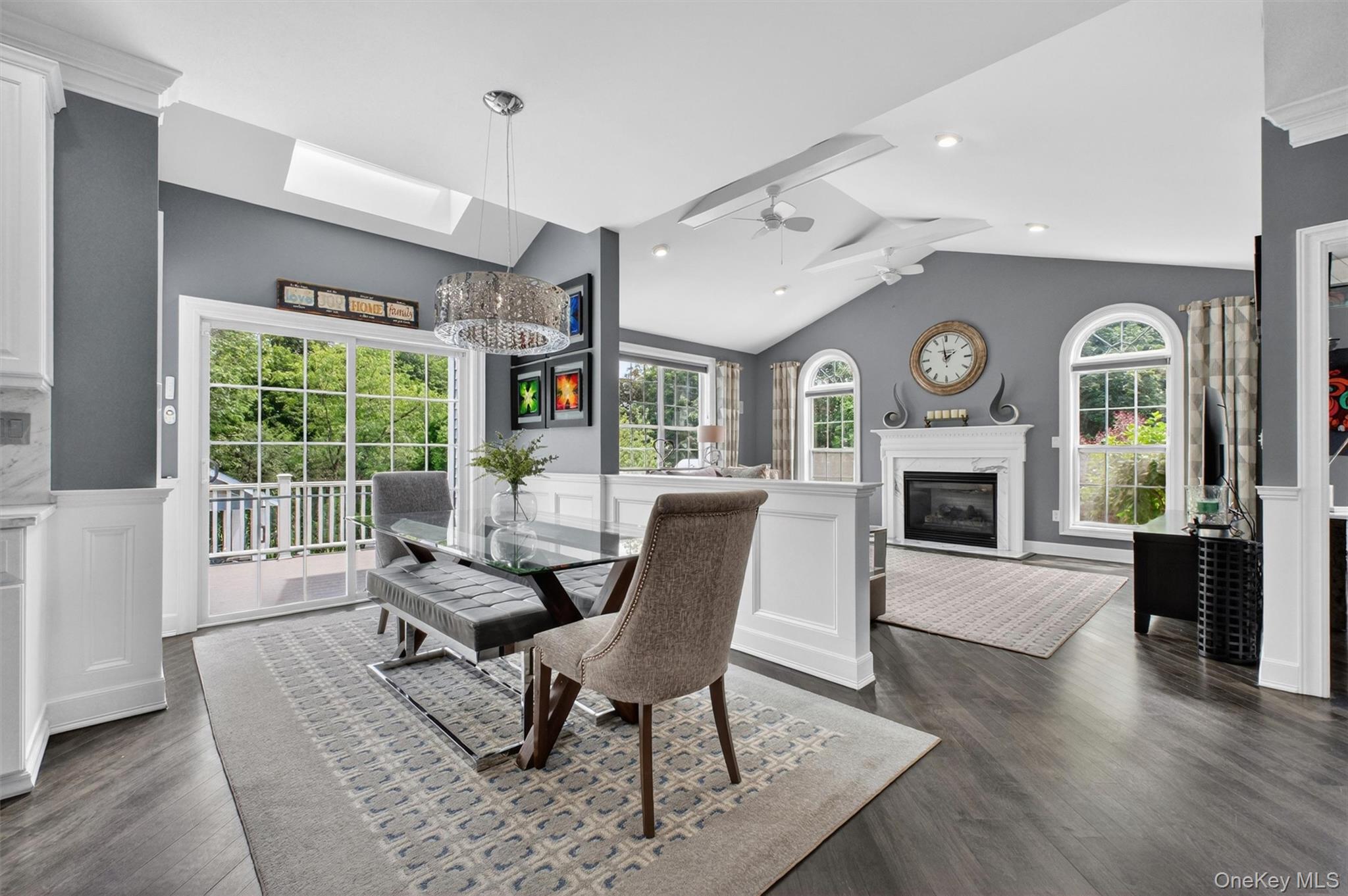 10 Sandlewood Circle