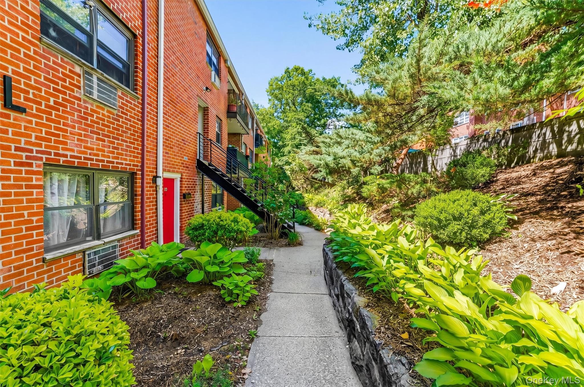 51 Fieldstone Drive Unit: 83