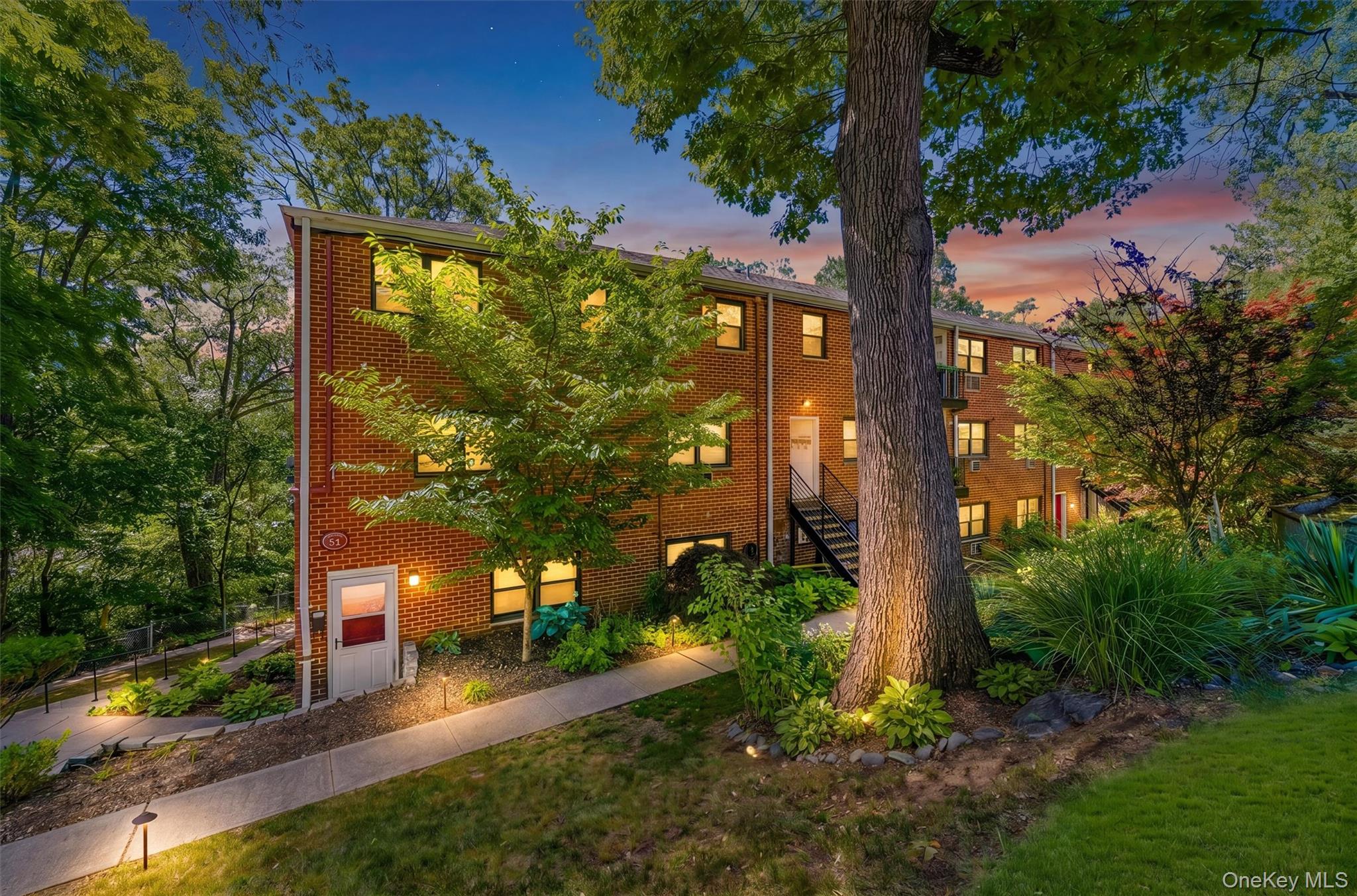 51 Fieldstone Drive Unit: 83
