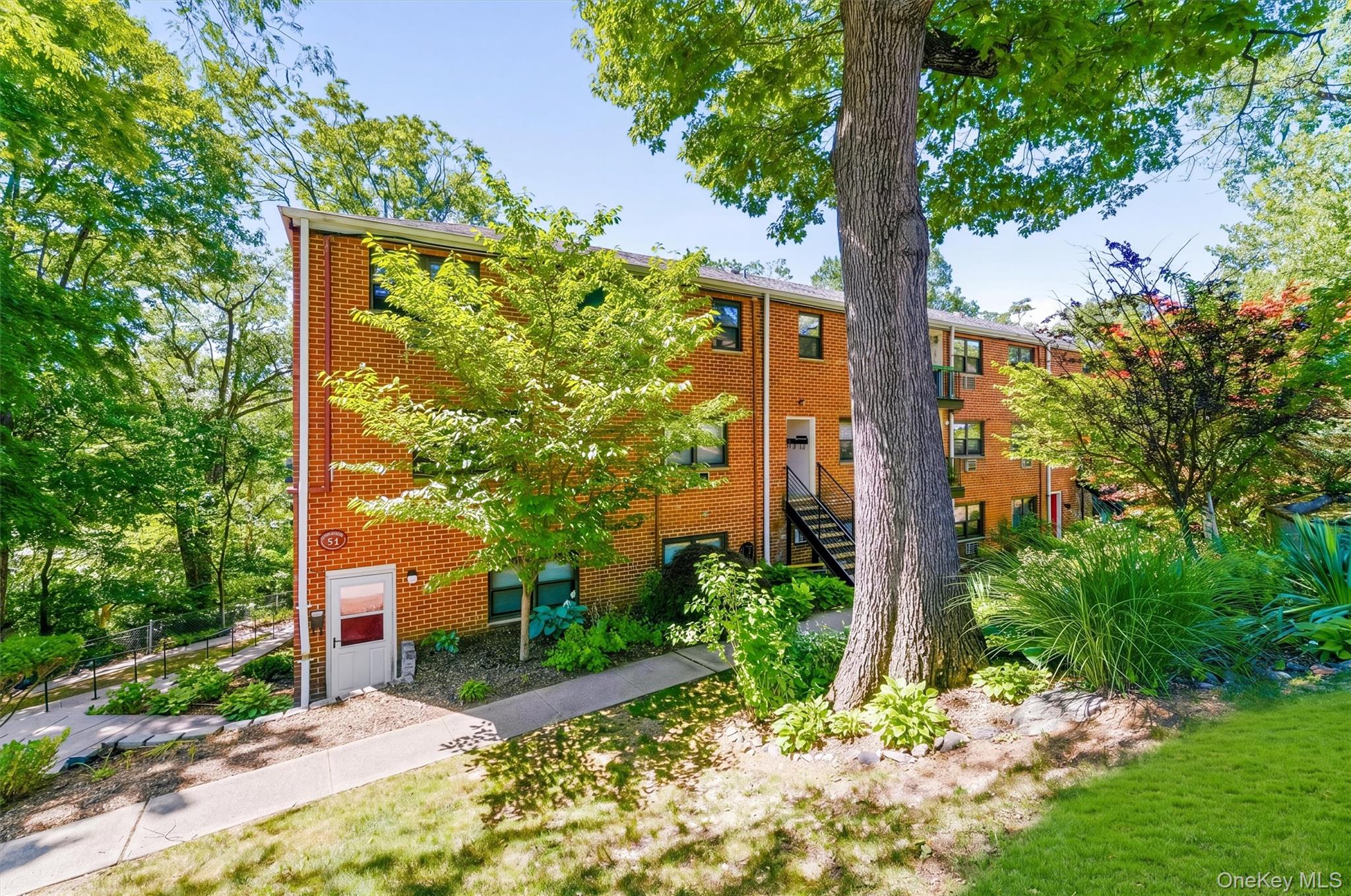 51 Fieldstone Drive Unit: 83