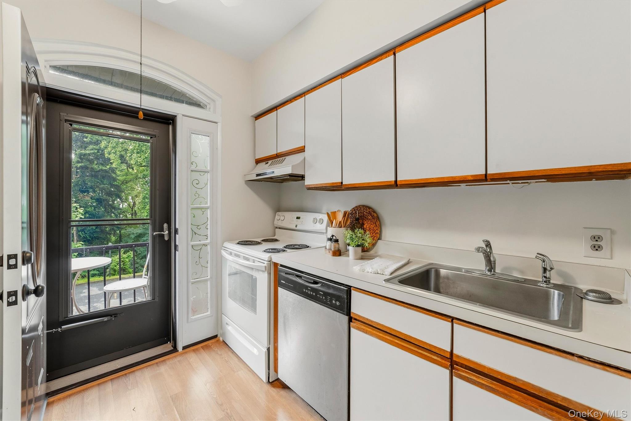 1 Beecher Lane Unit: C7