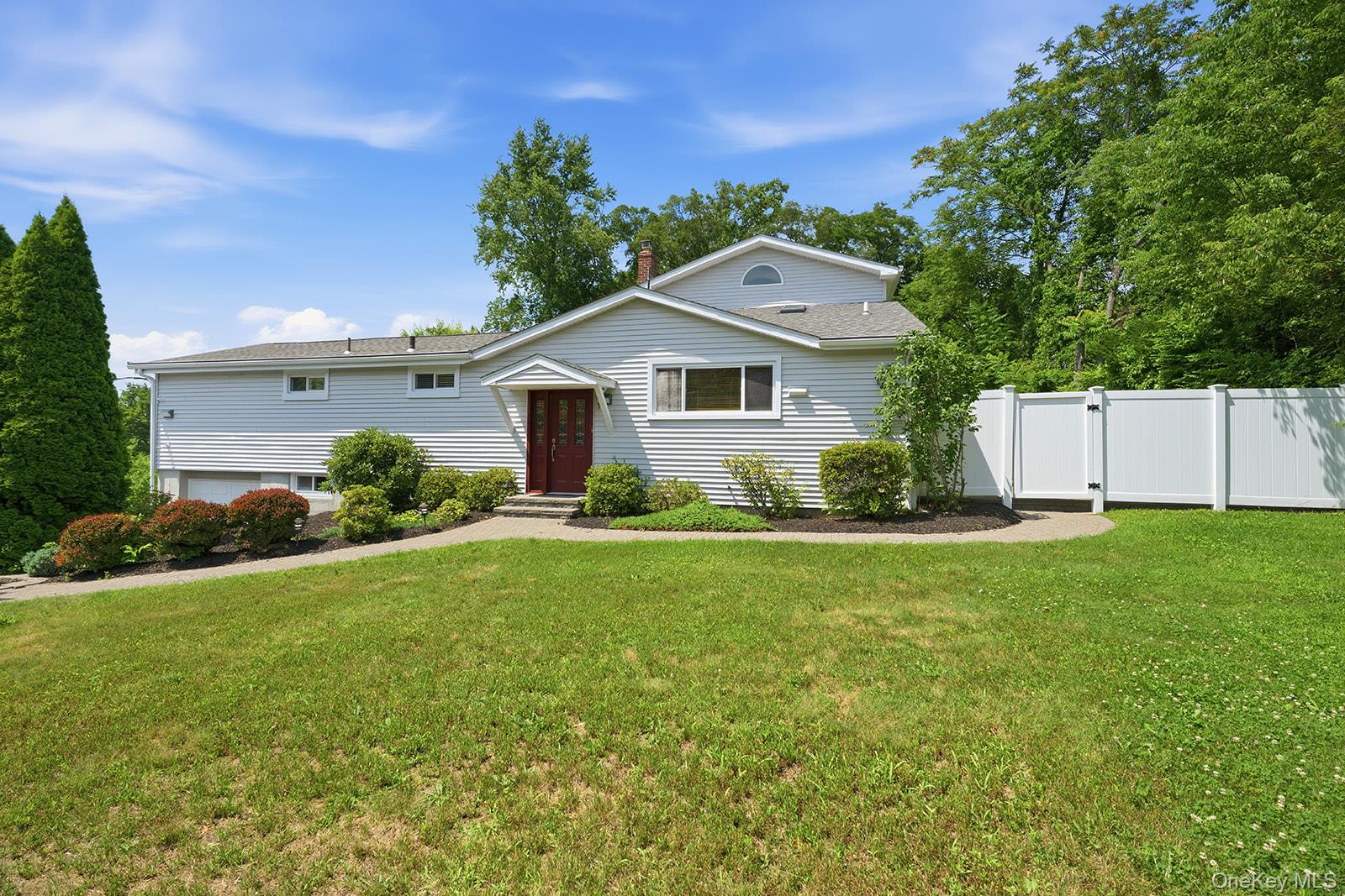 946 Barberry Road