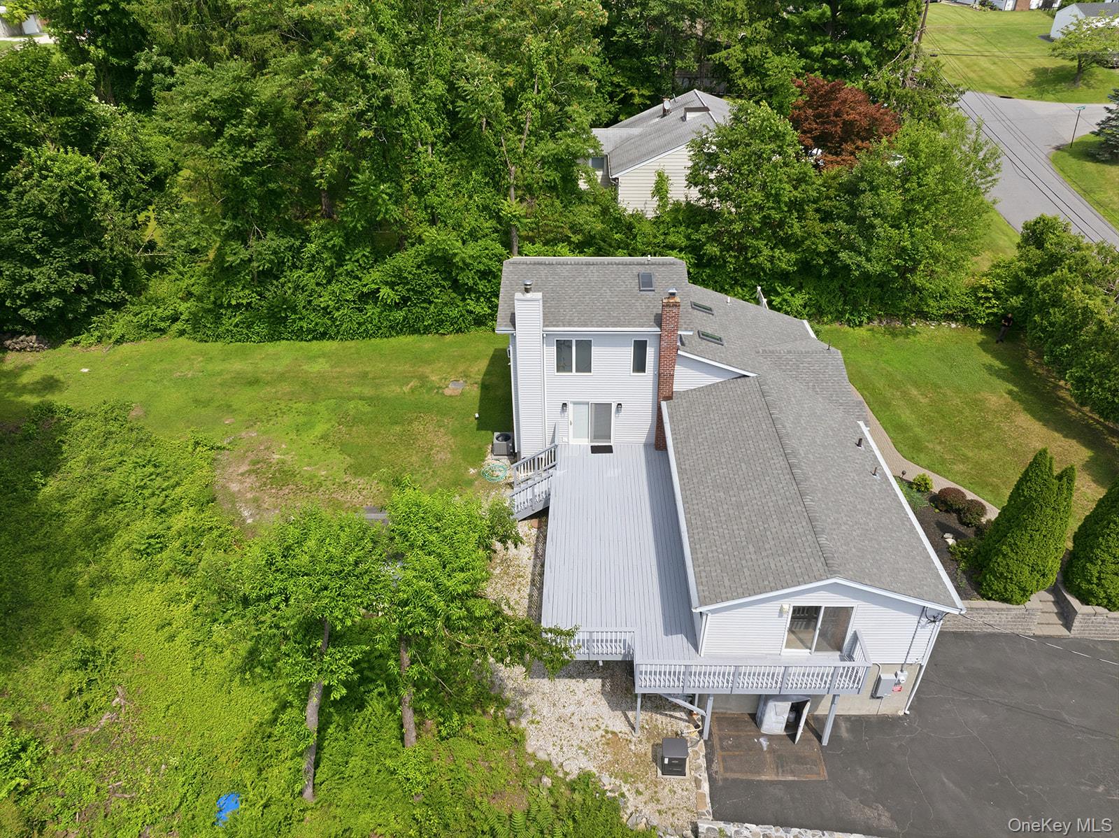 946 Barberry Road