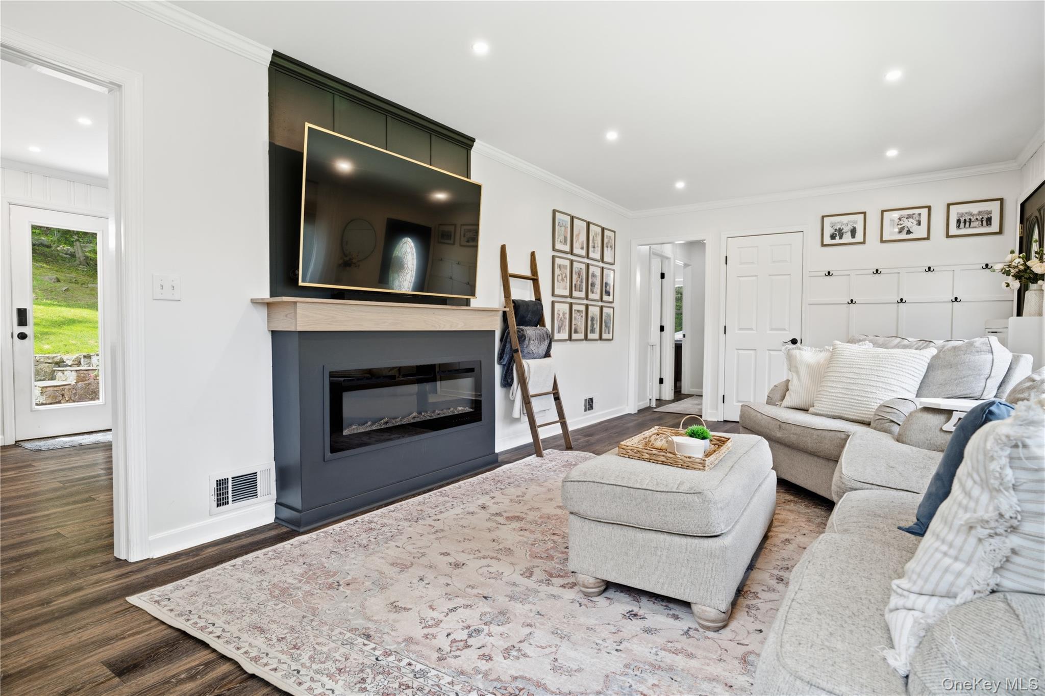 233 Hilltop Street