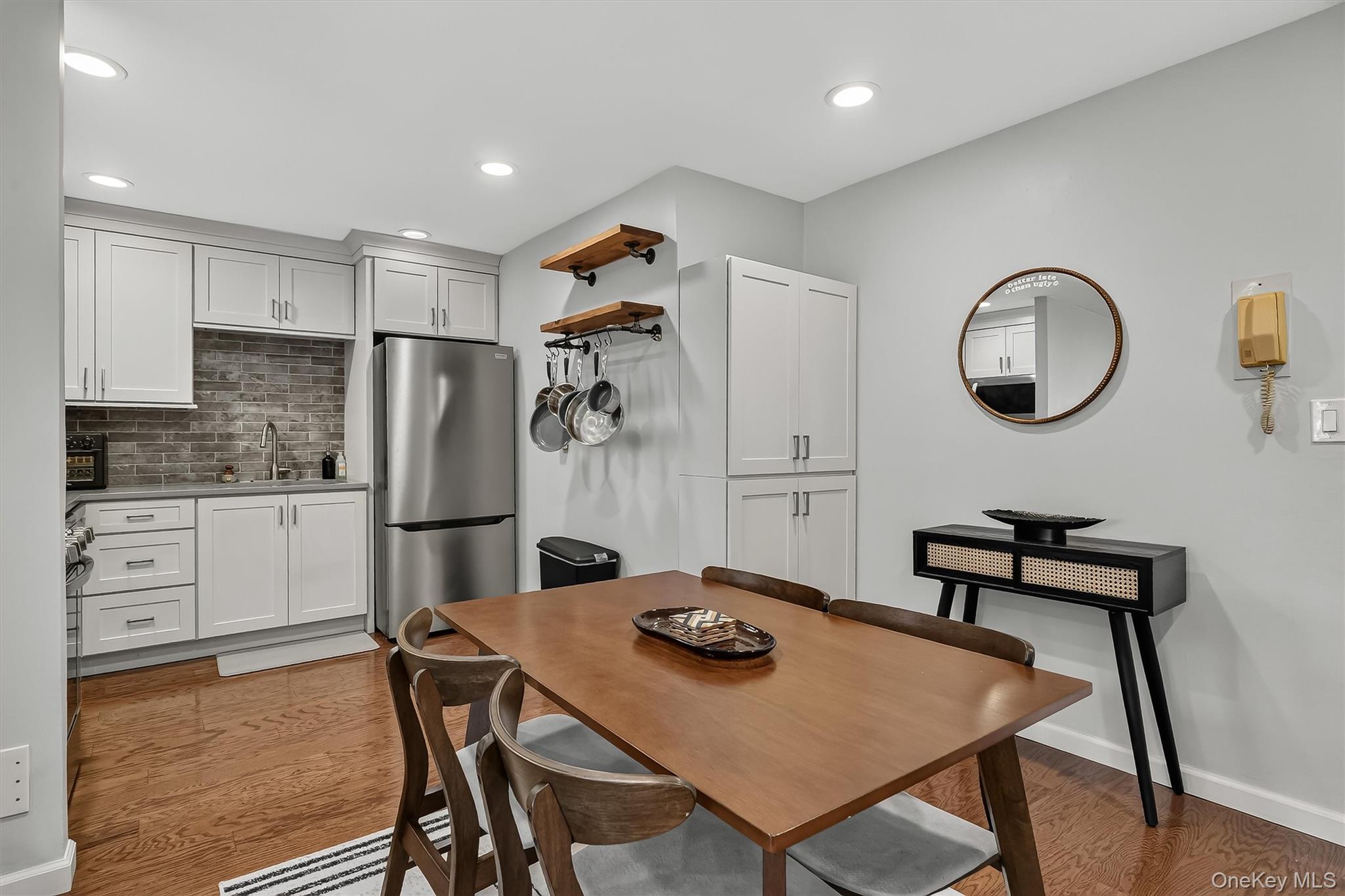 25 Franklin Avenue Unit: 6C