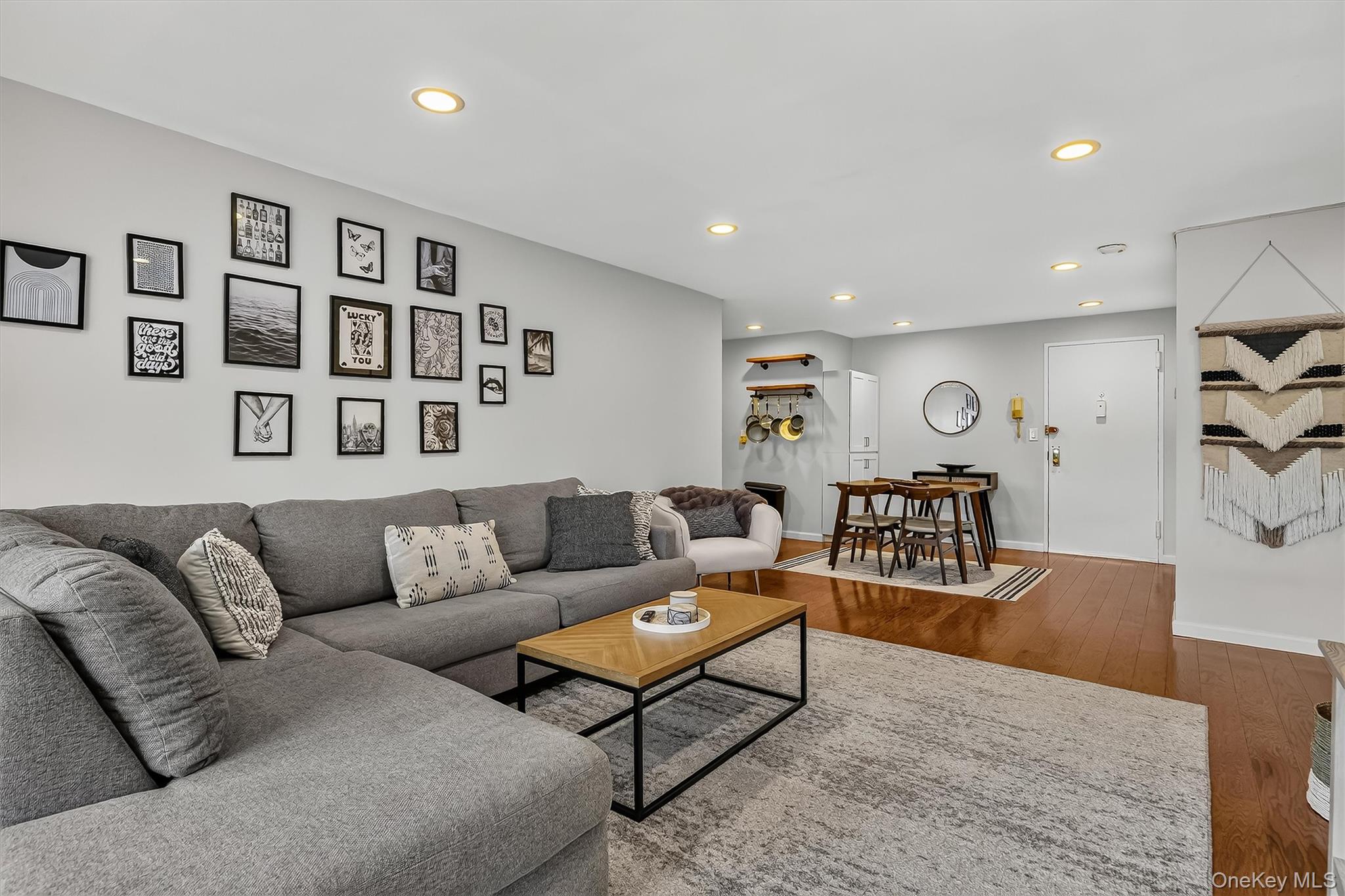 25 Franklin Avenue Unit: 6C
