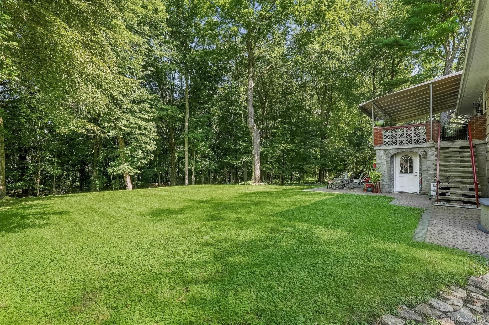 18 Fieldstone Lane