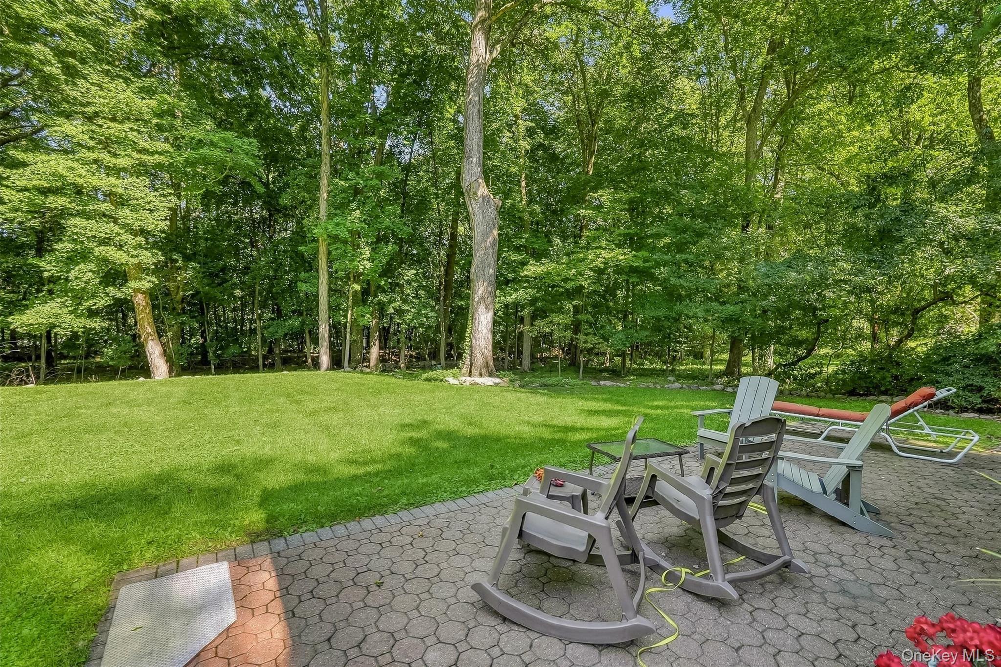 18 Fieldstone Lane