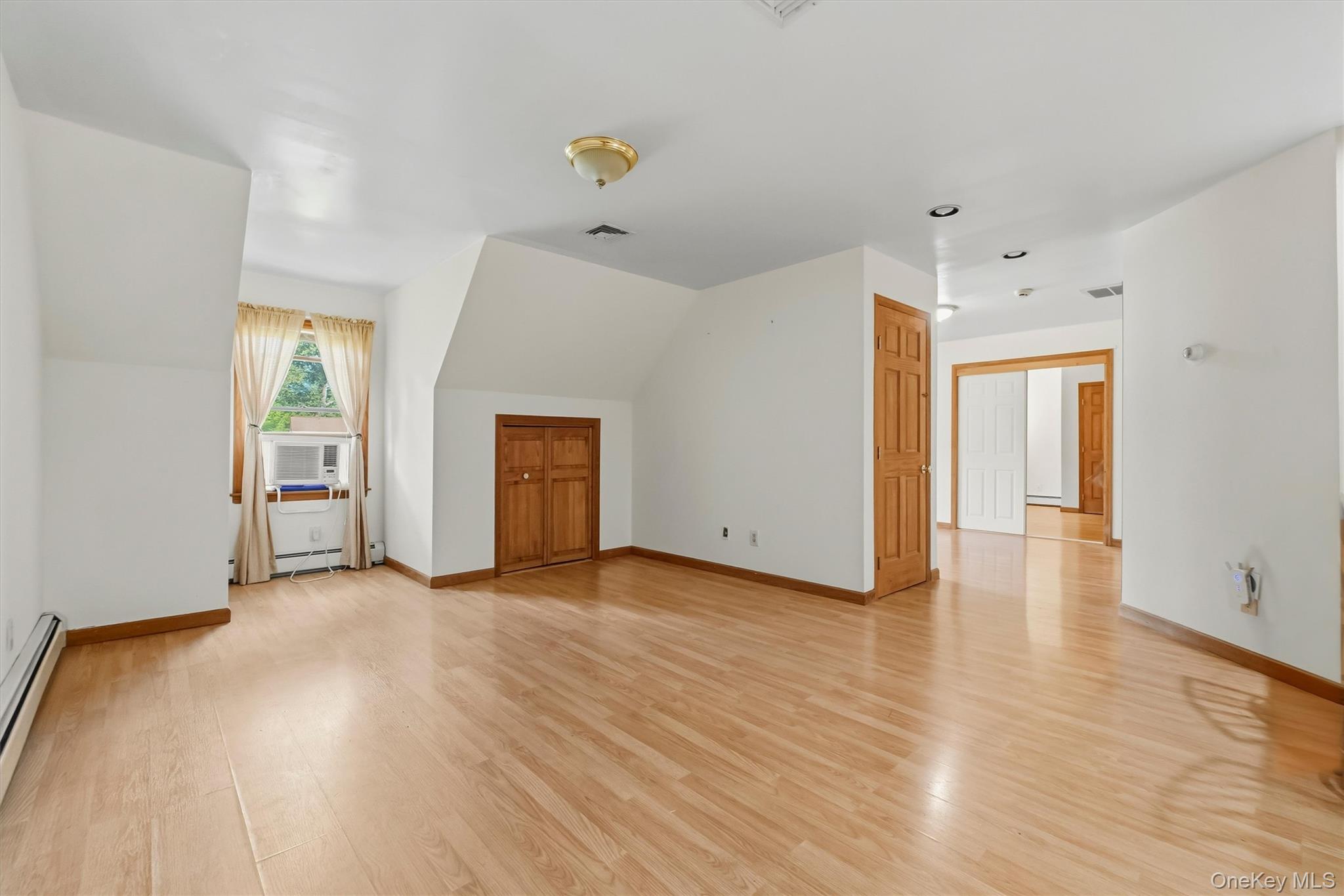 539 Elizabeth Road Unit: 2