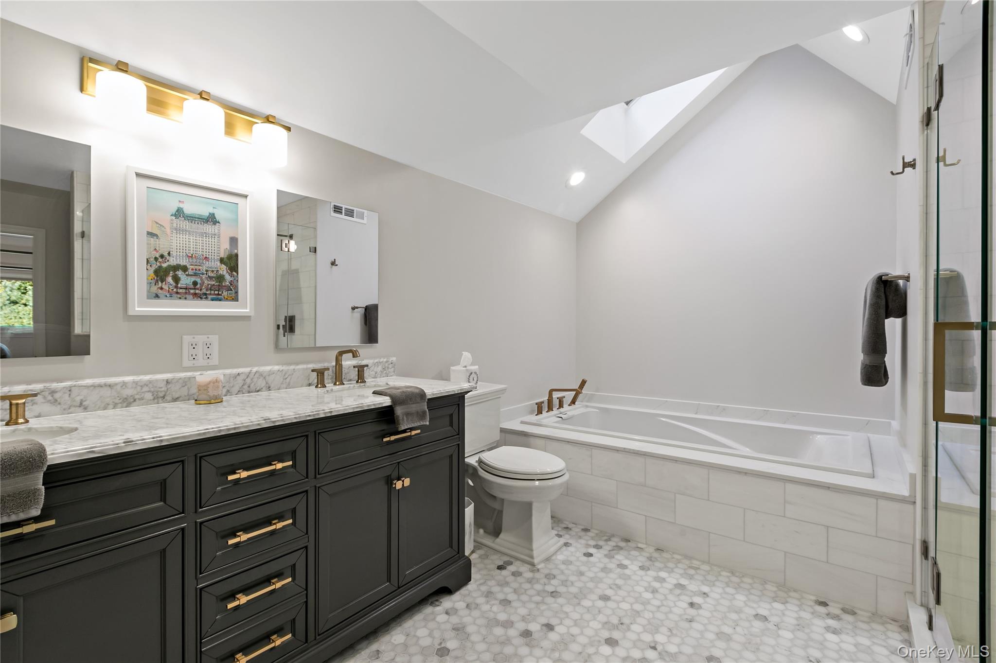 606 Heritage Hills Unit: F