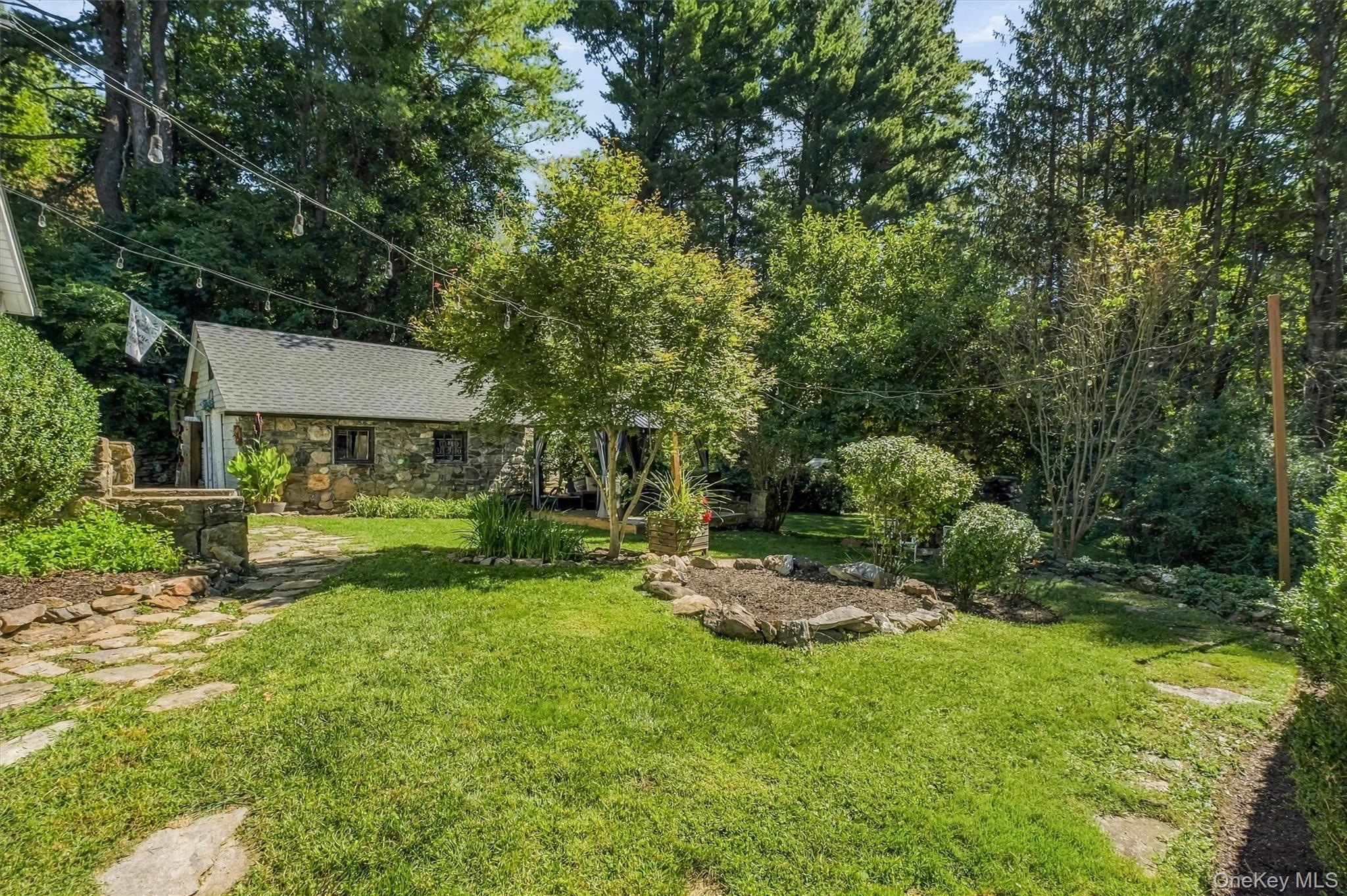 136 Bundy Hill Road
