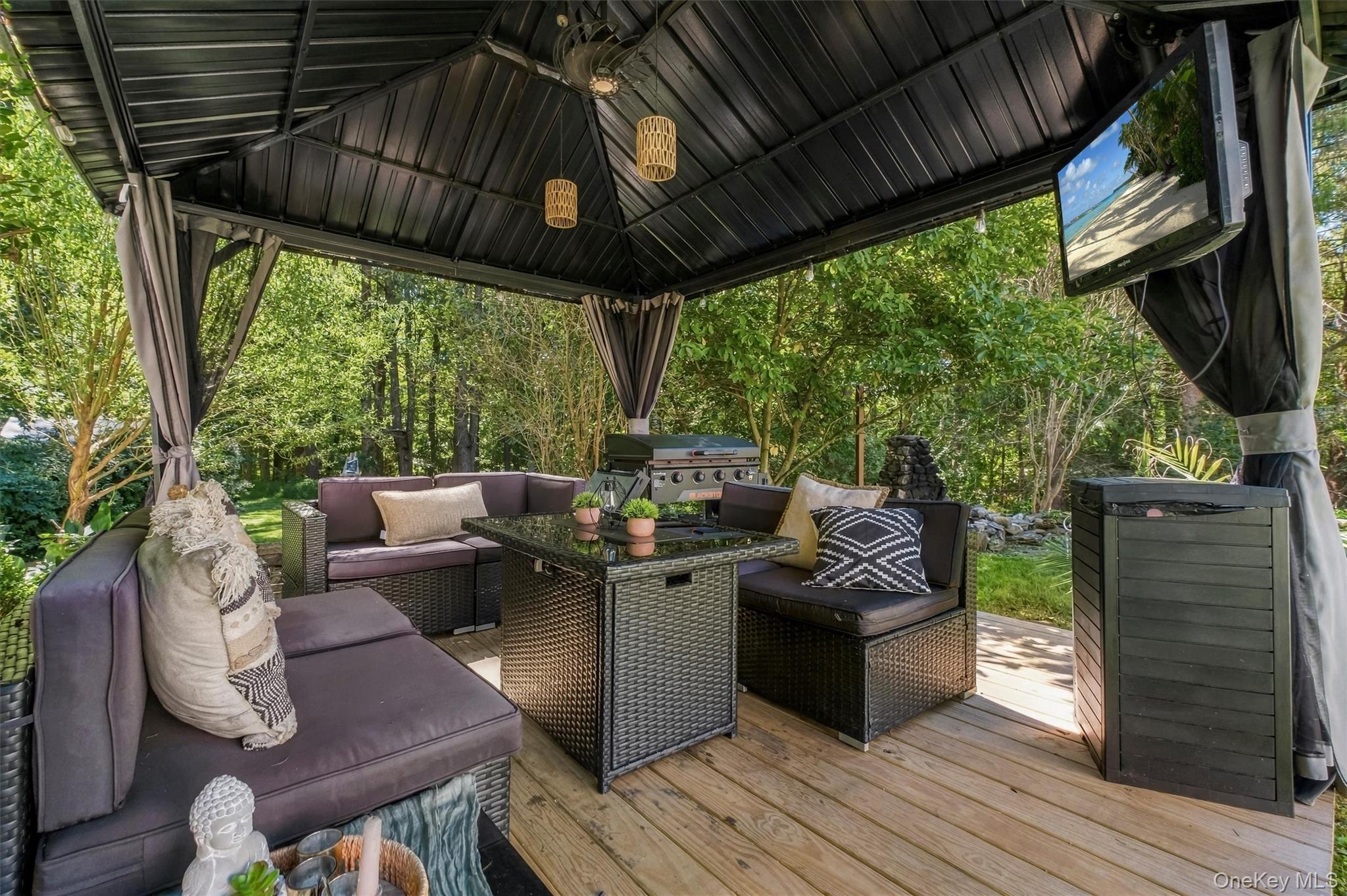 136 Bundy Hill Road