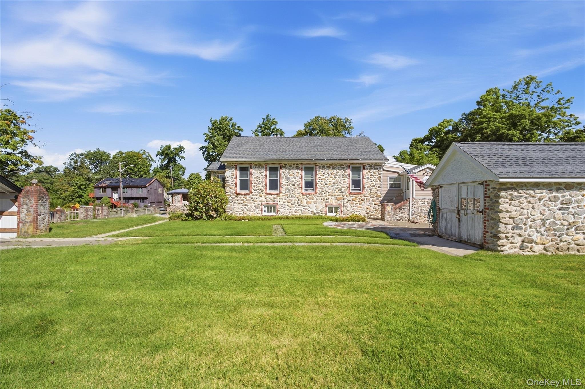 18 Old Mill Road