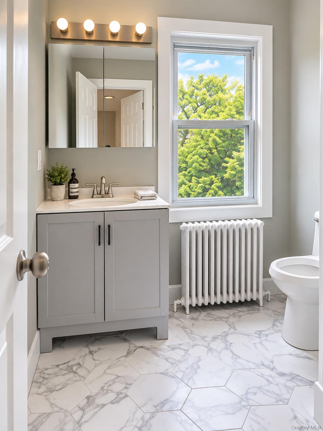 107 Maple Street Unit: 1st Floor