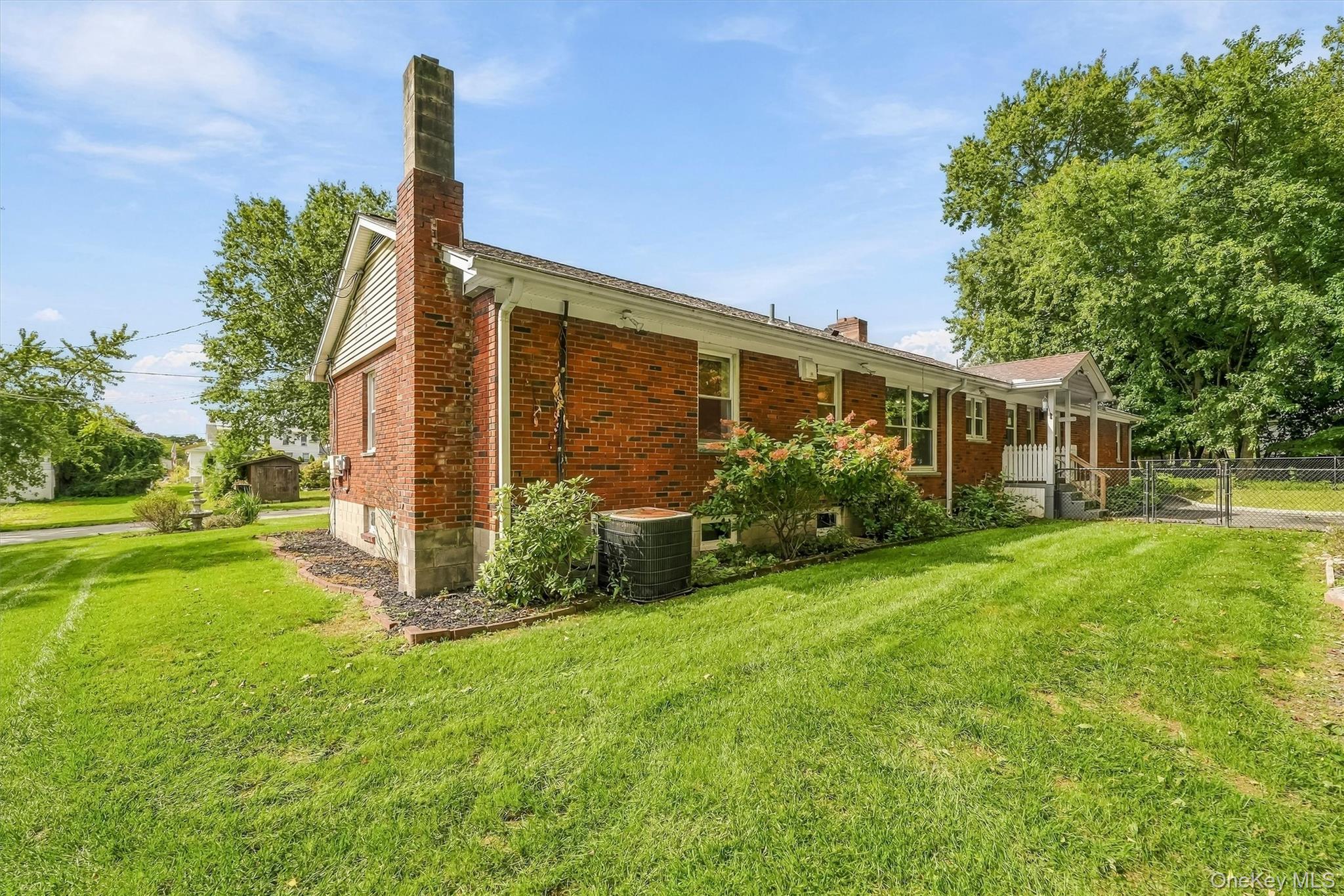 83 7th Street