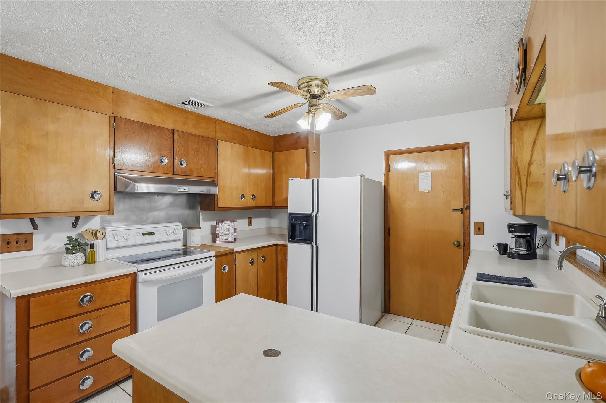 83 7th Street