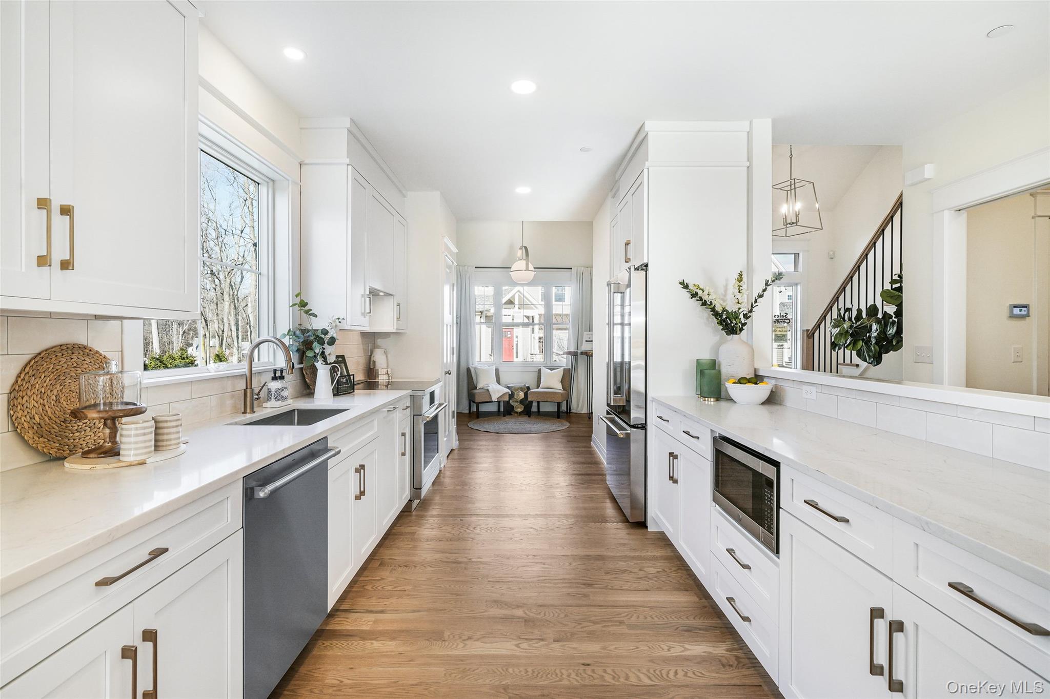 2040 Crompond Road Road Unit: 7