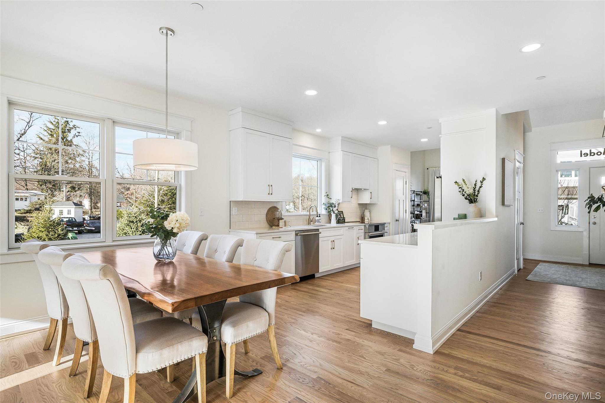 2040 Crompond Road Road Unit: 7