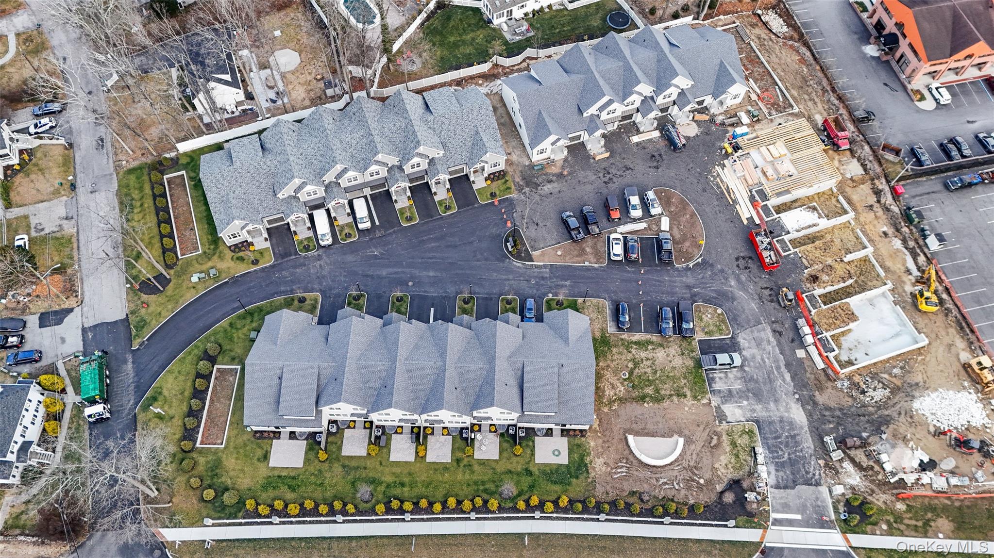 2040 Crompond Road Unit: 12