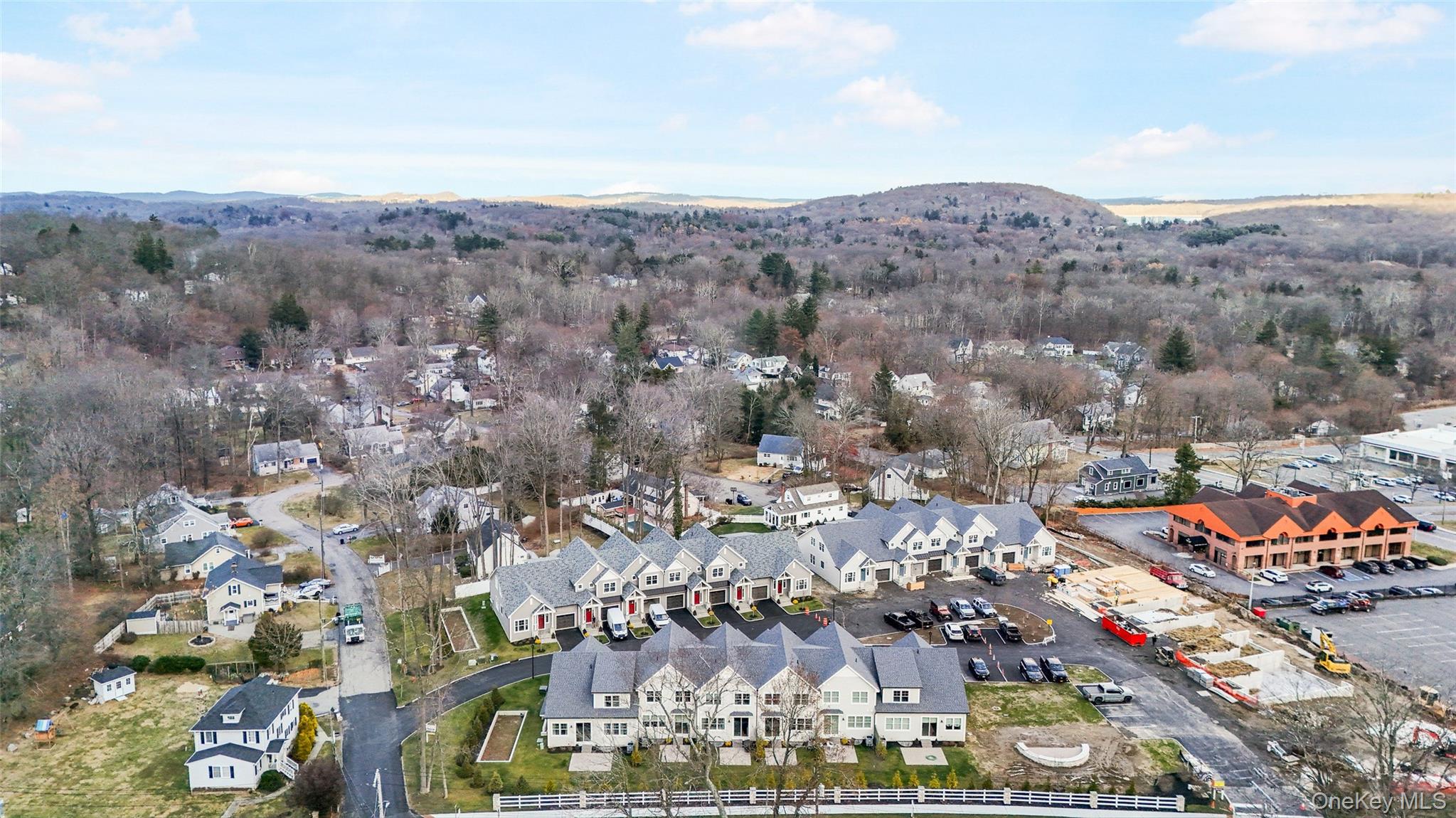 2040 Crompond Road Unit: 12