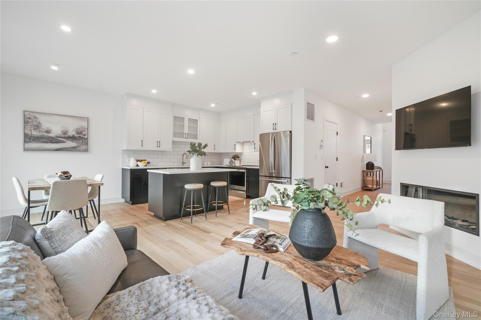 2040 Crompond Road Unit: 22