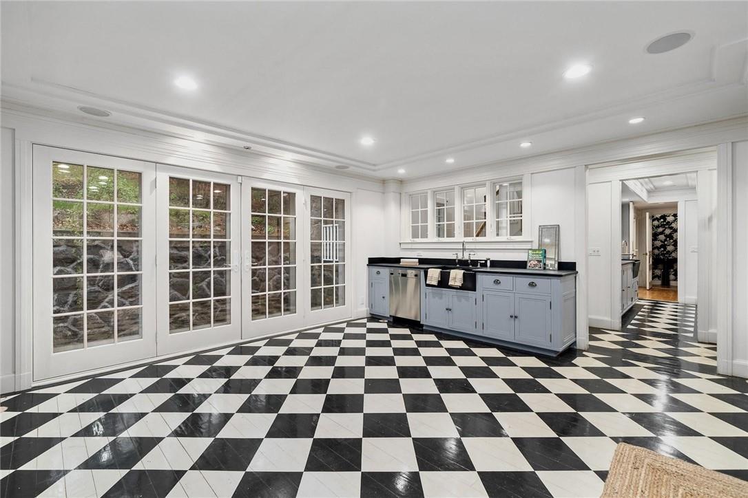 230 Mount Airy Road